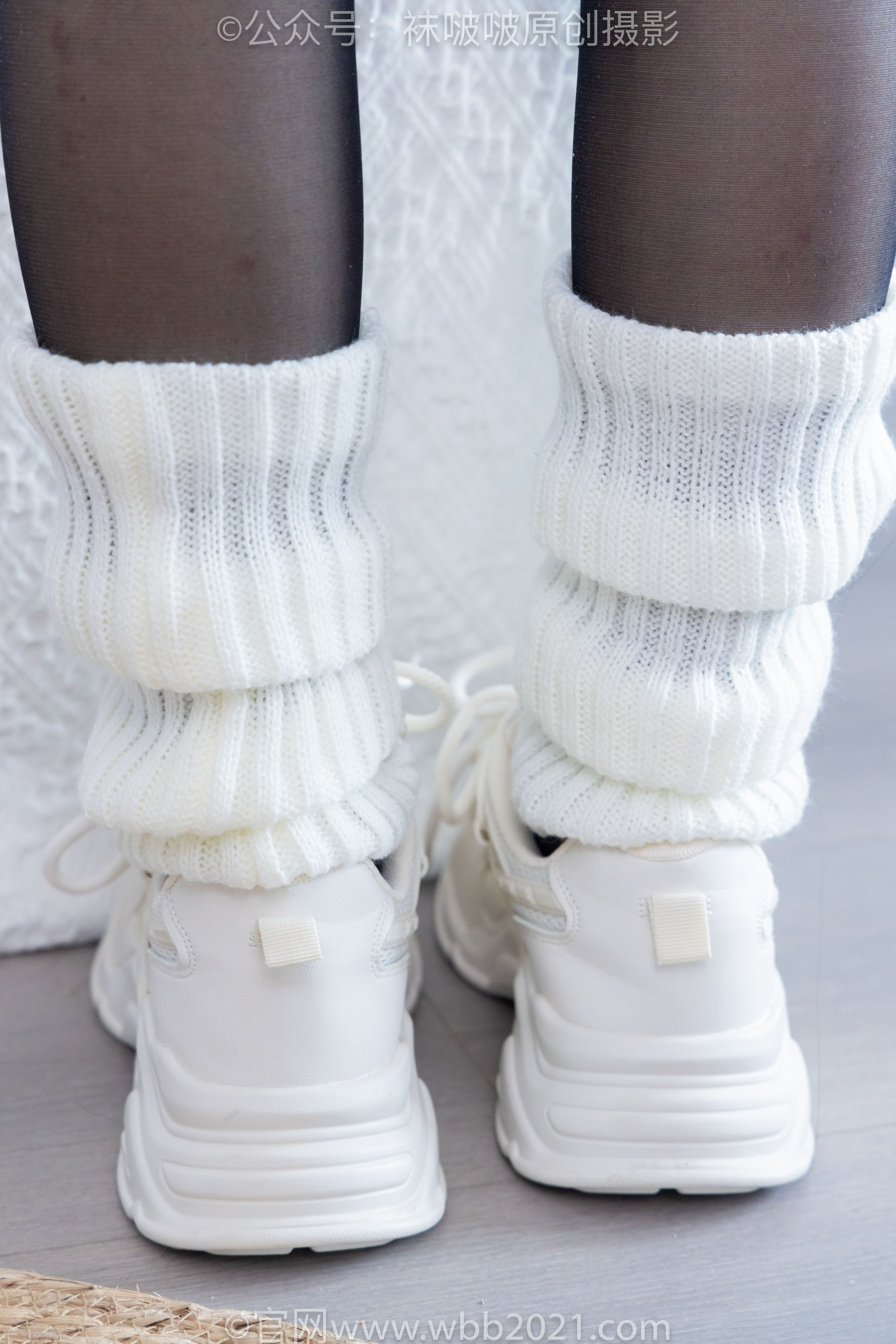 BoBoSocks袜啵啵 No.335 甜甜圈 -校服、运动鞋、薄黑丝、袜套/(154P)