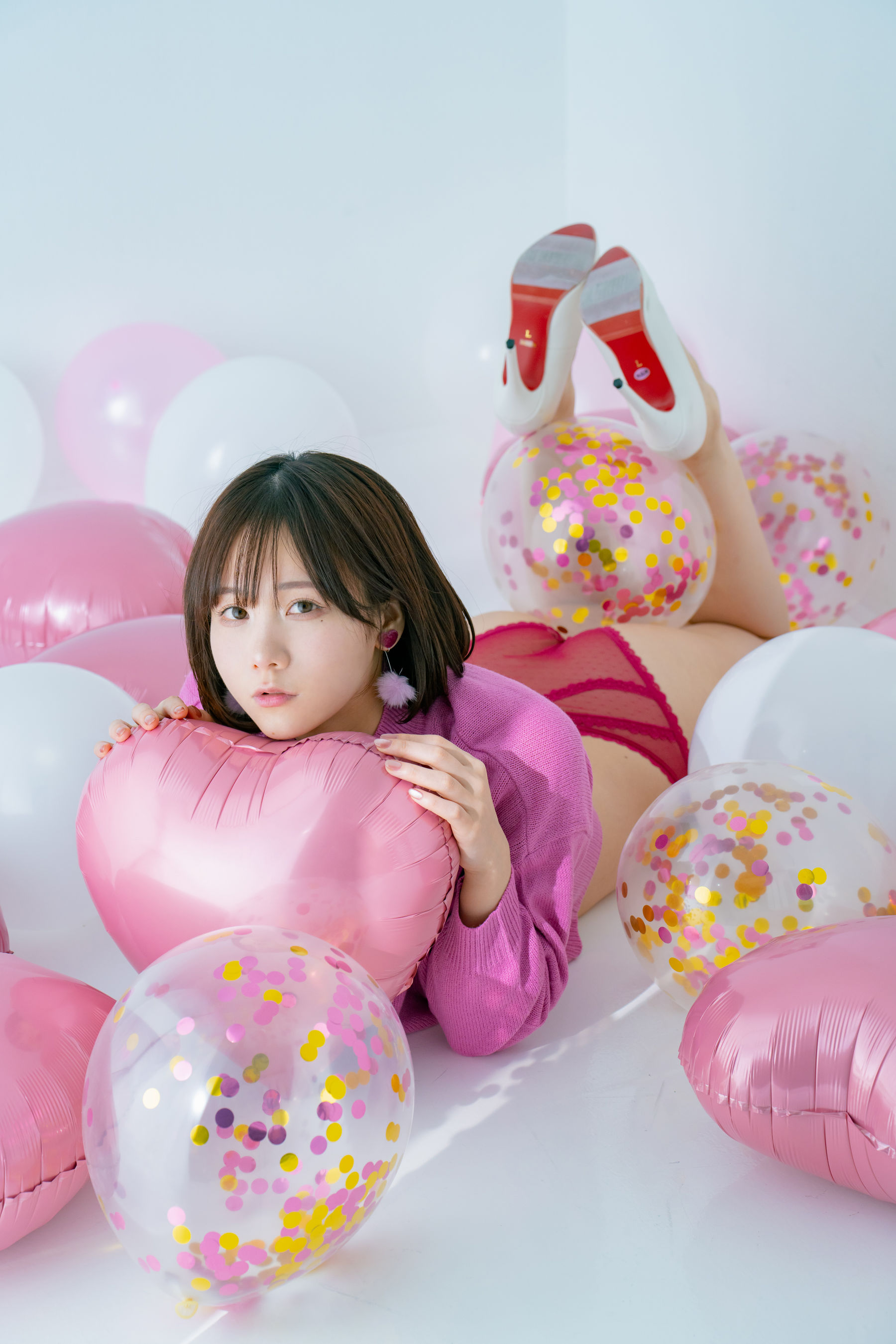 日本甜美COSER けんけん [fantia] 2024.02 写真 バレンタイン 撮影PINK/(43P)