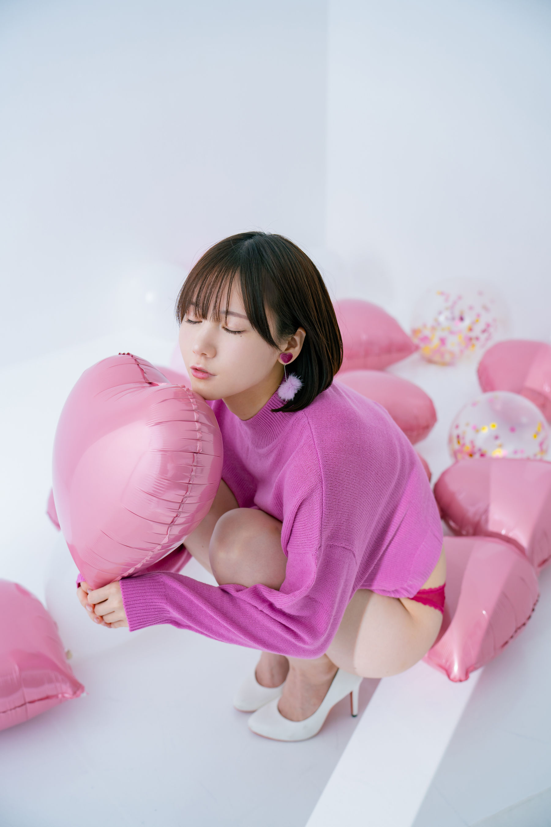 日本甜美COSER けんけん [fantia] 2024.02 写真 バレンタイン 撮影PINK/(43P)