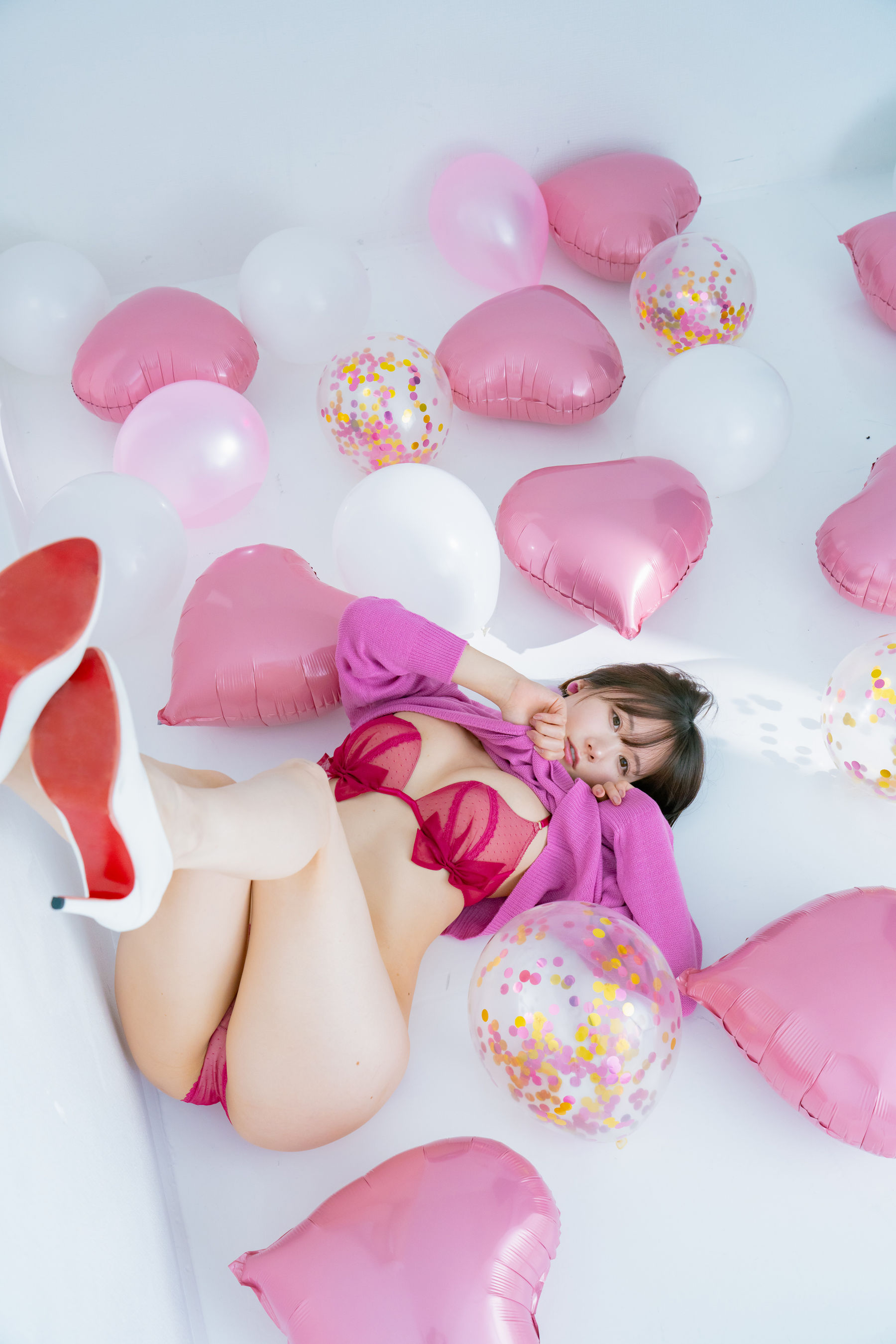 日本甜美COSER けんけん [fantia] 2024.02 写真 バレンタイン 撮影PINK/(43P)