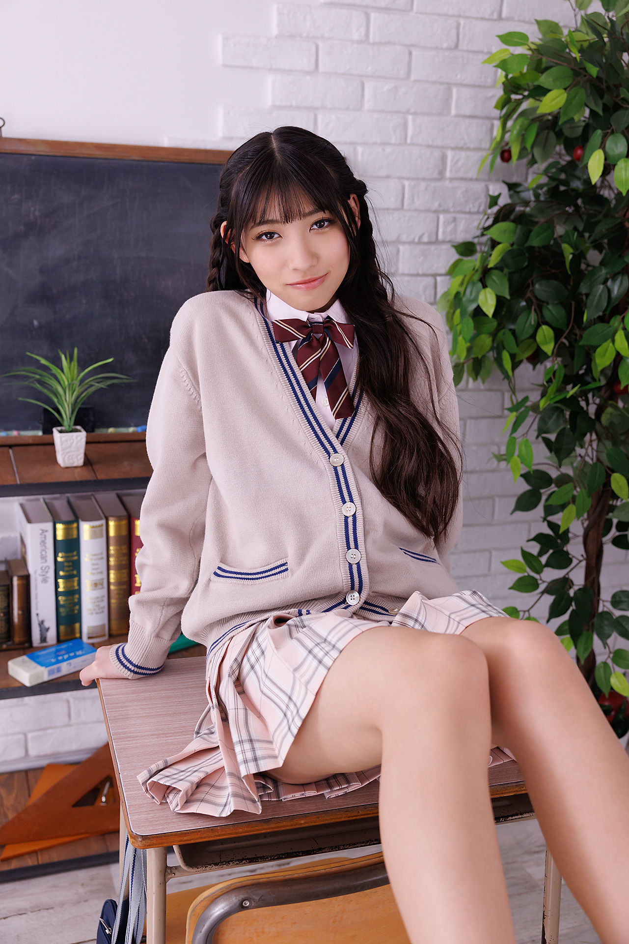 [Minisuka.tv] Akane Nishikawa 西川茜 - Regular Gallery Set 2.01/(54P)