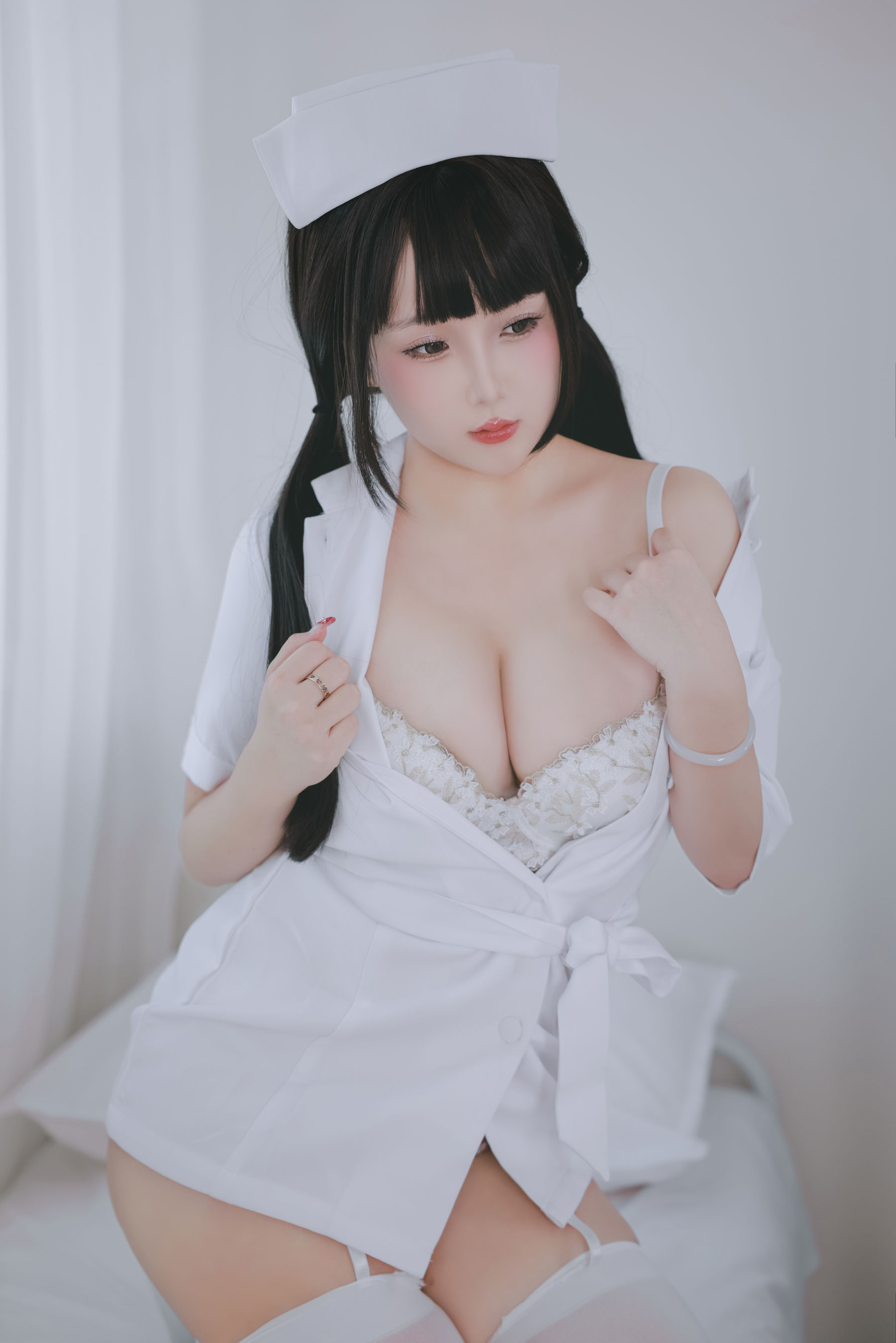 Cosplay日奈娇 - 诊所护士/(96P)