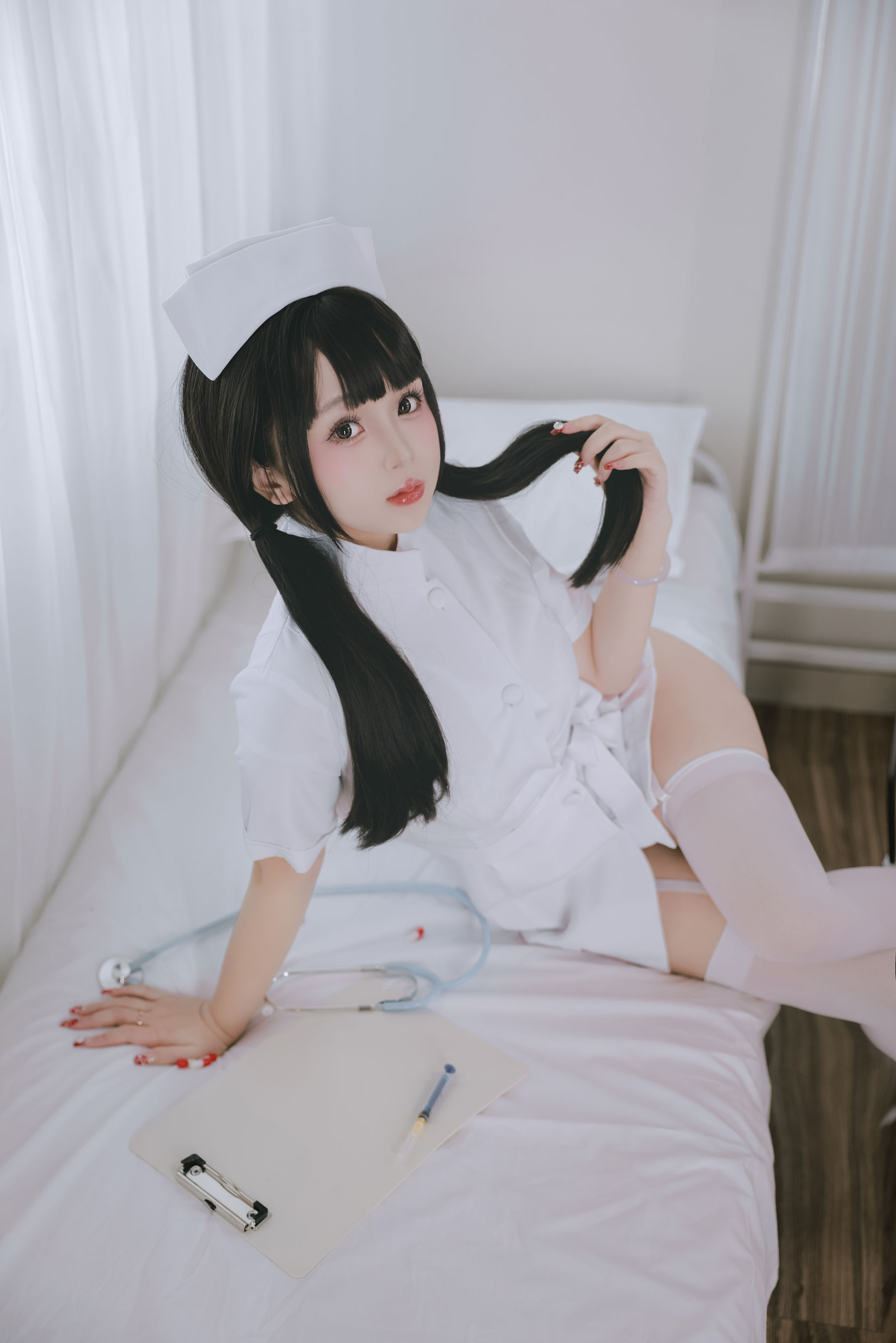 Cosplay日奈娇 - 诊所护士/(96P)