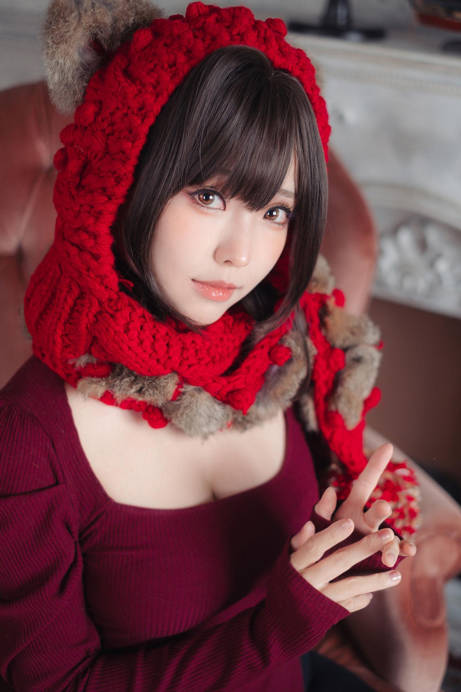 Ely_eee (ElyEE子) - 红色 KNITTING/(52P)