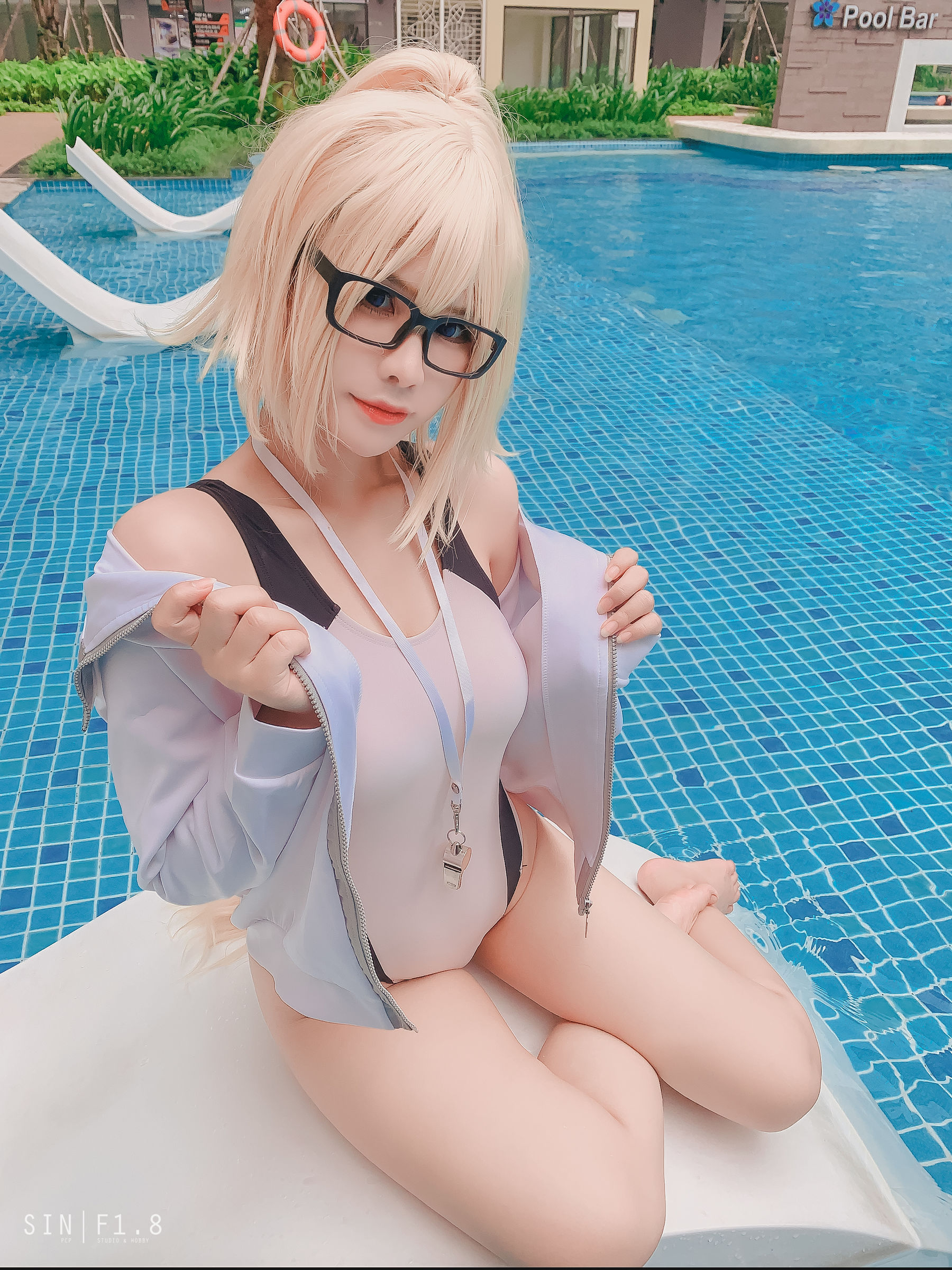 Pyon - Jeanne d’Arc Swiming/(37P)