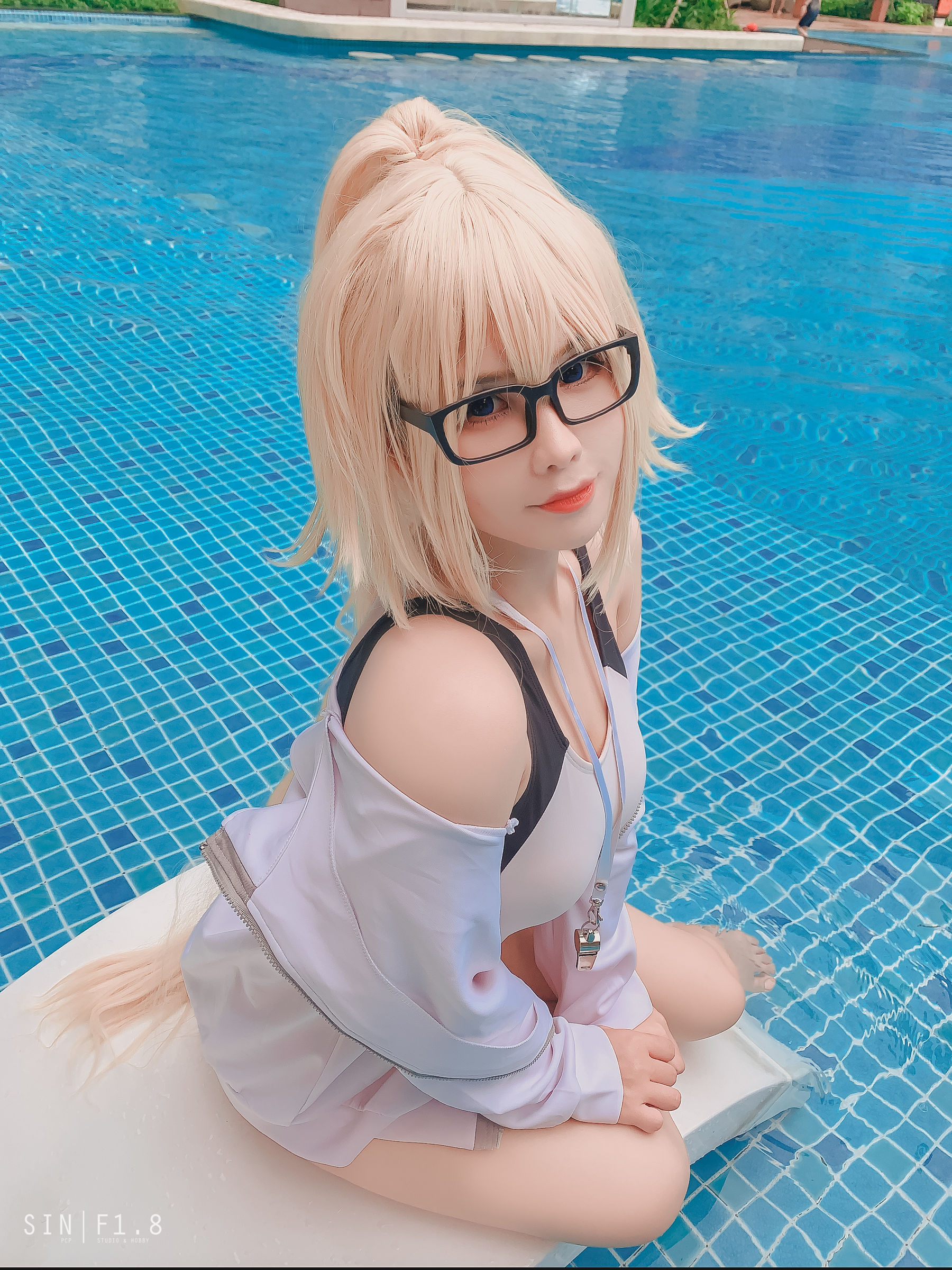 Pyon - Jeanne d’Arc Swiming/(37P)