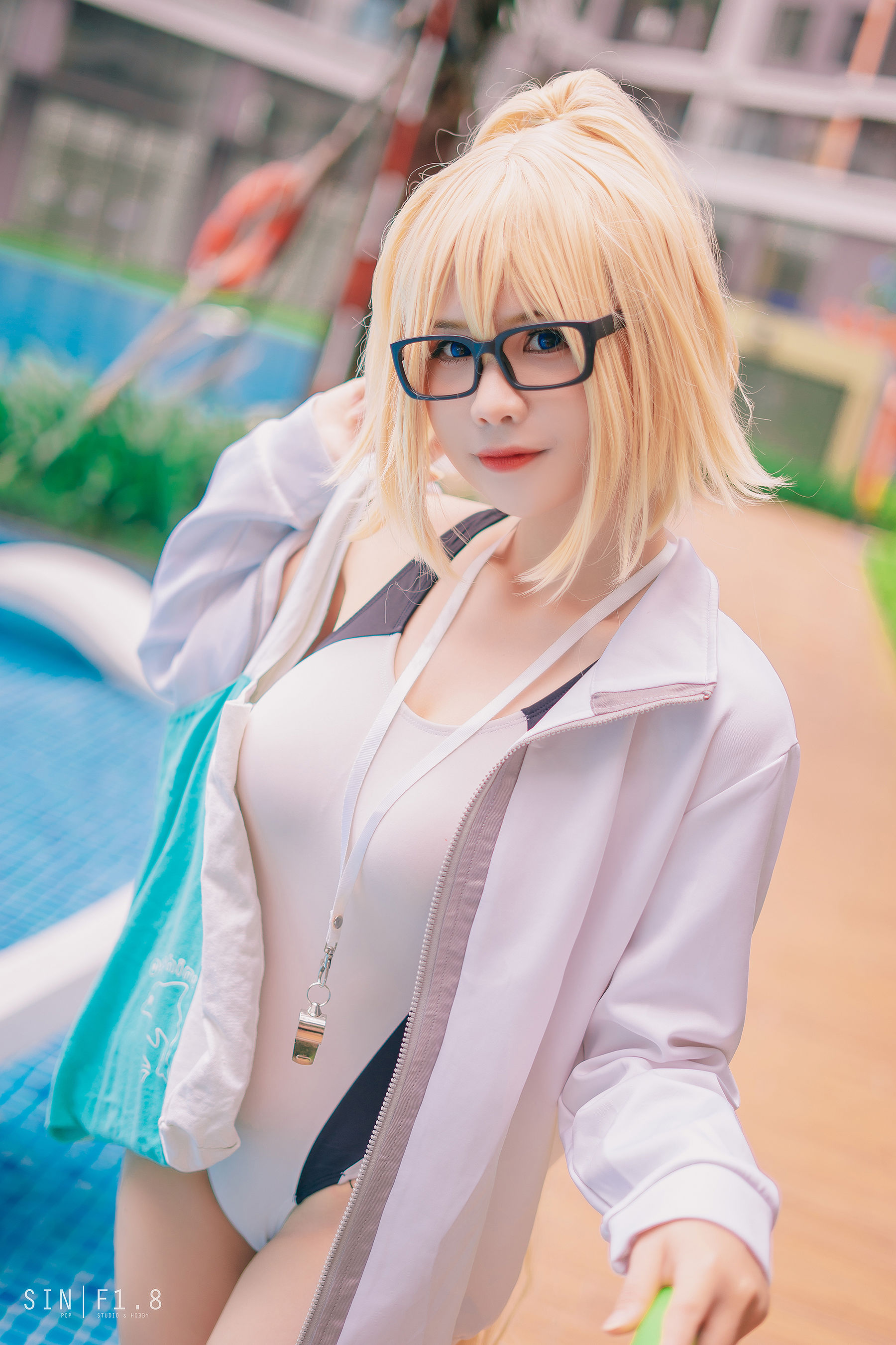 Pyon - Jeanne d’Arc Swiming/(37P)