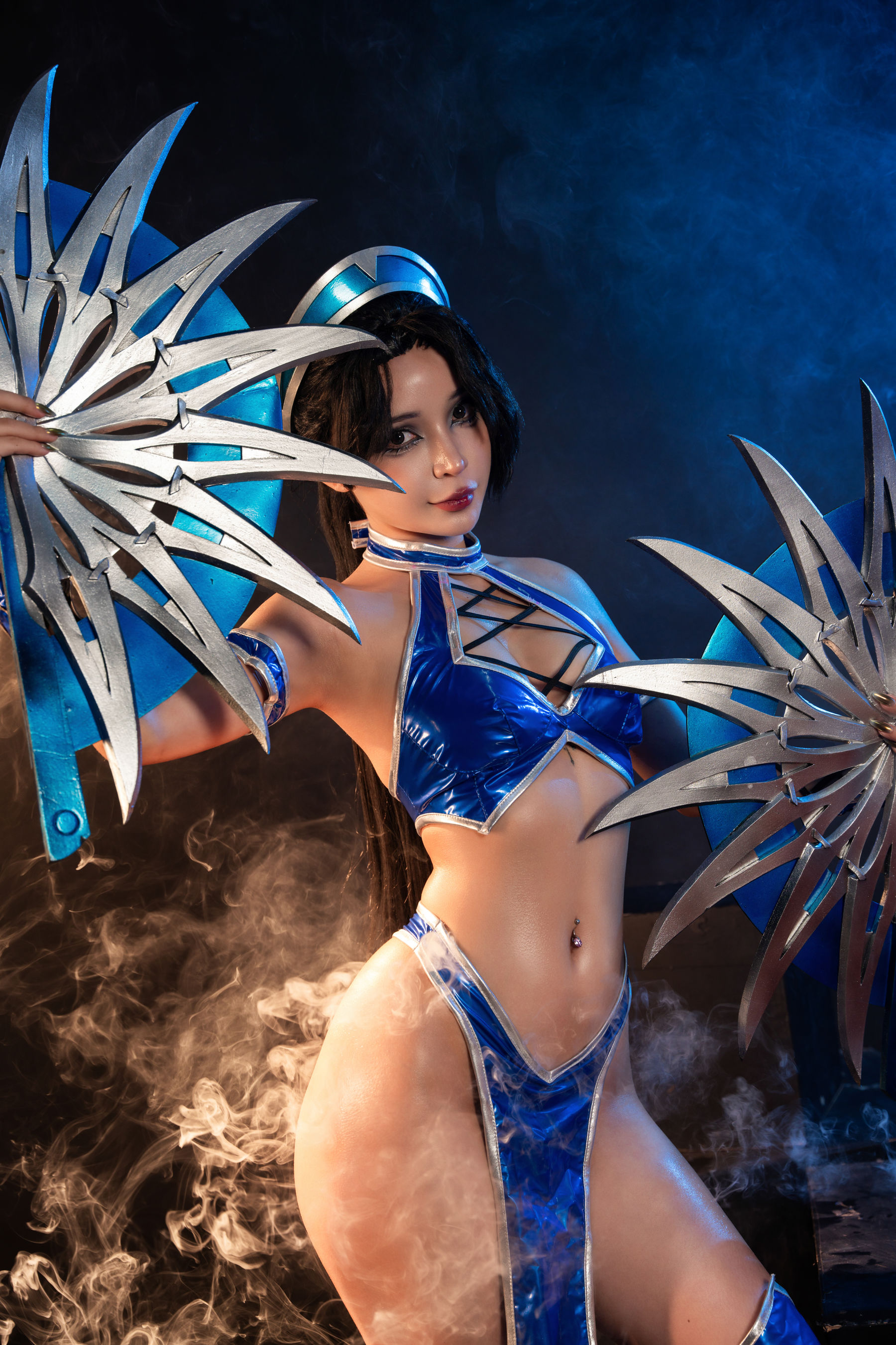 Umeko J - cosplay Kitana Mortal Kombat/(72P)