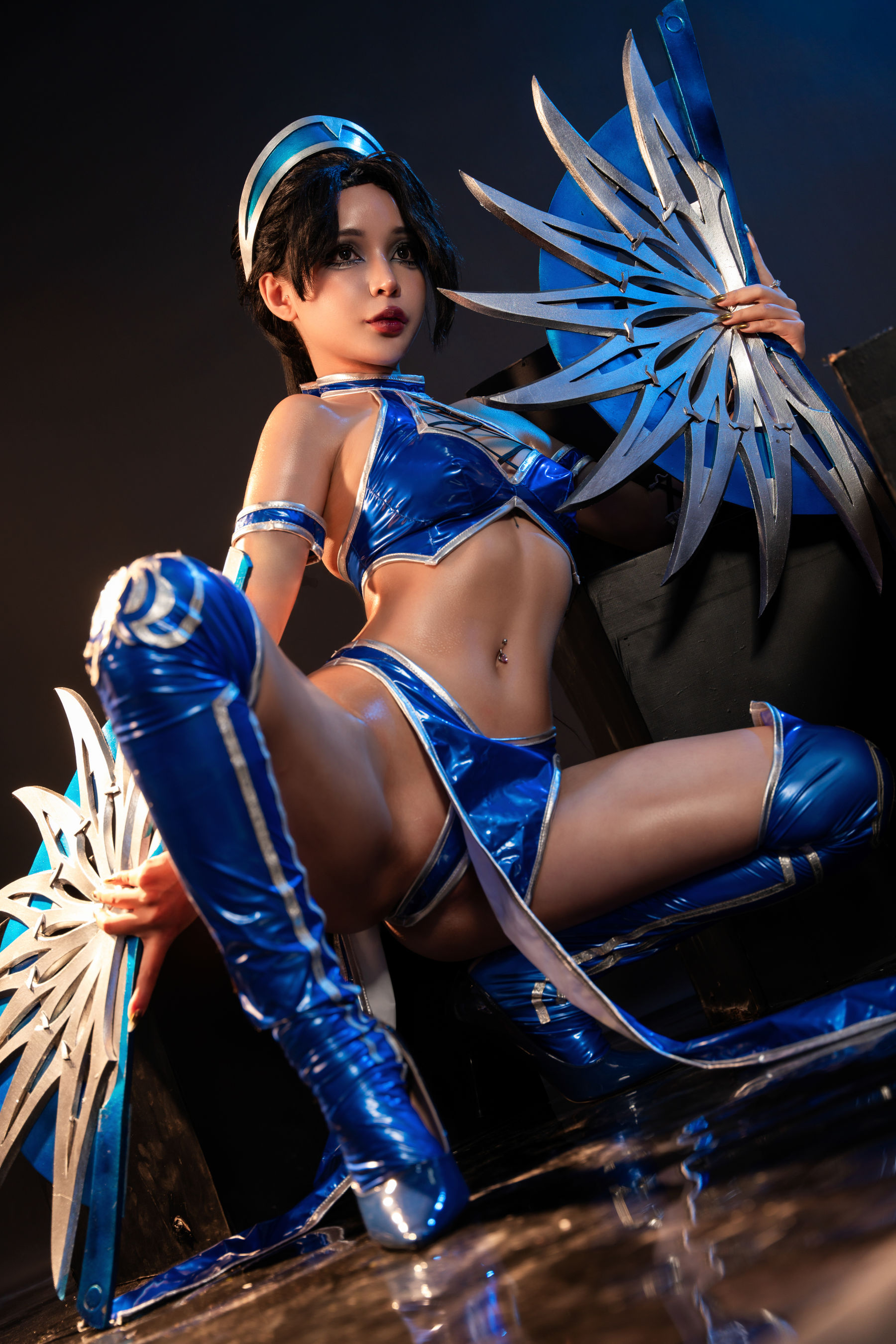 Umeko J - cosplay Kitana Mortal Kombat/(72P)