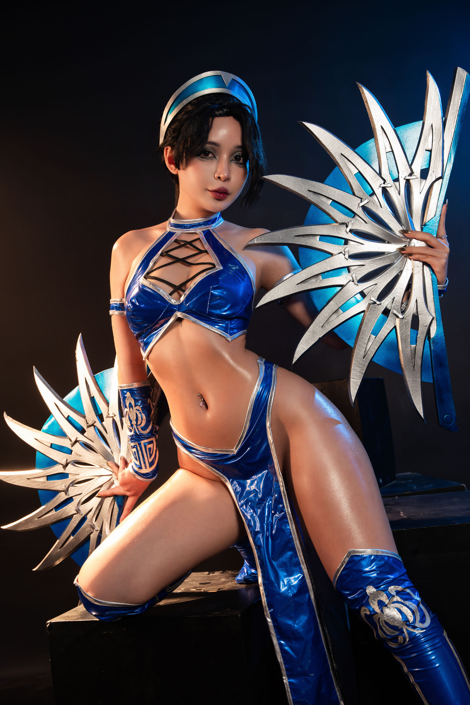 Umeko J - cosplay Kitana Mortal Kombat/(72P)