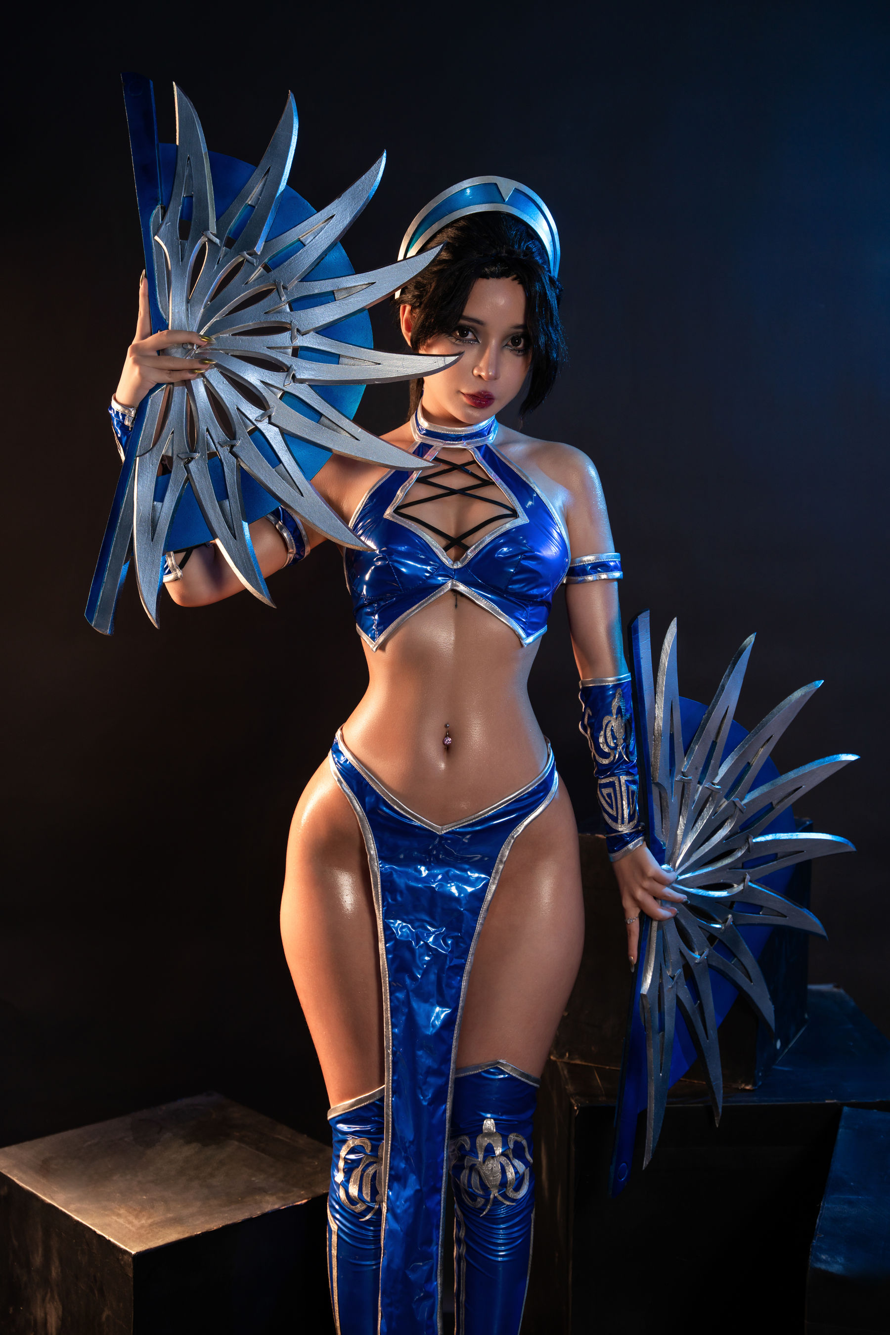 Umeko J - cosplay Kitana Mortal Kombat/(72P)