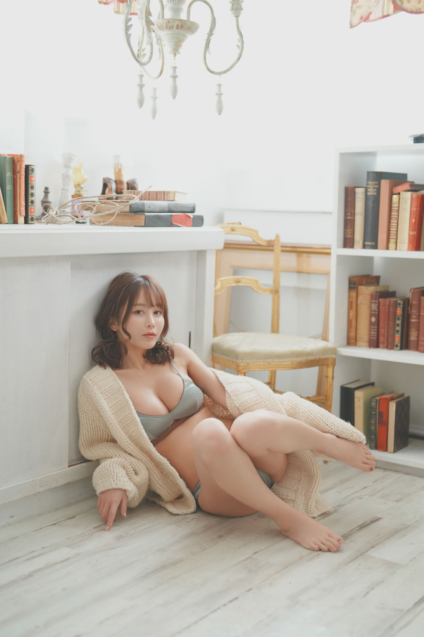 いくみ – (193iKkyu3) [Fantia] 2023年05月 Relaxing Lingerie/(18P)