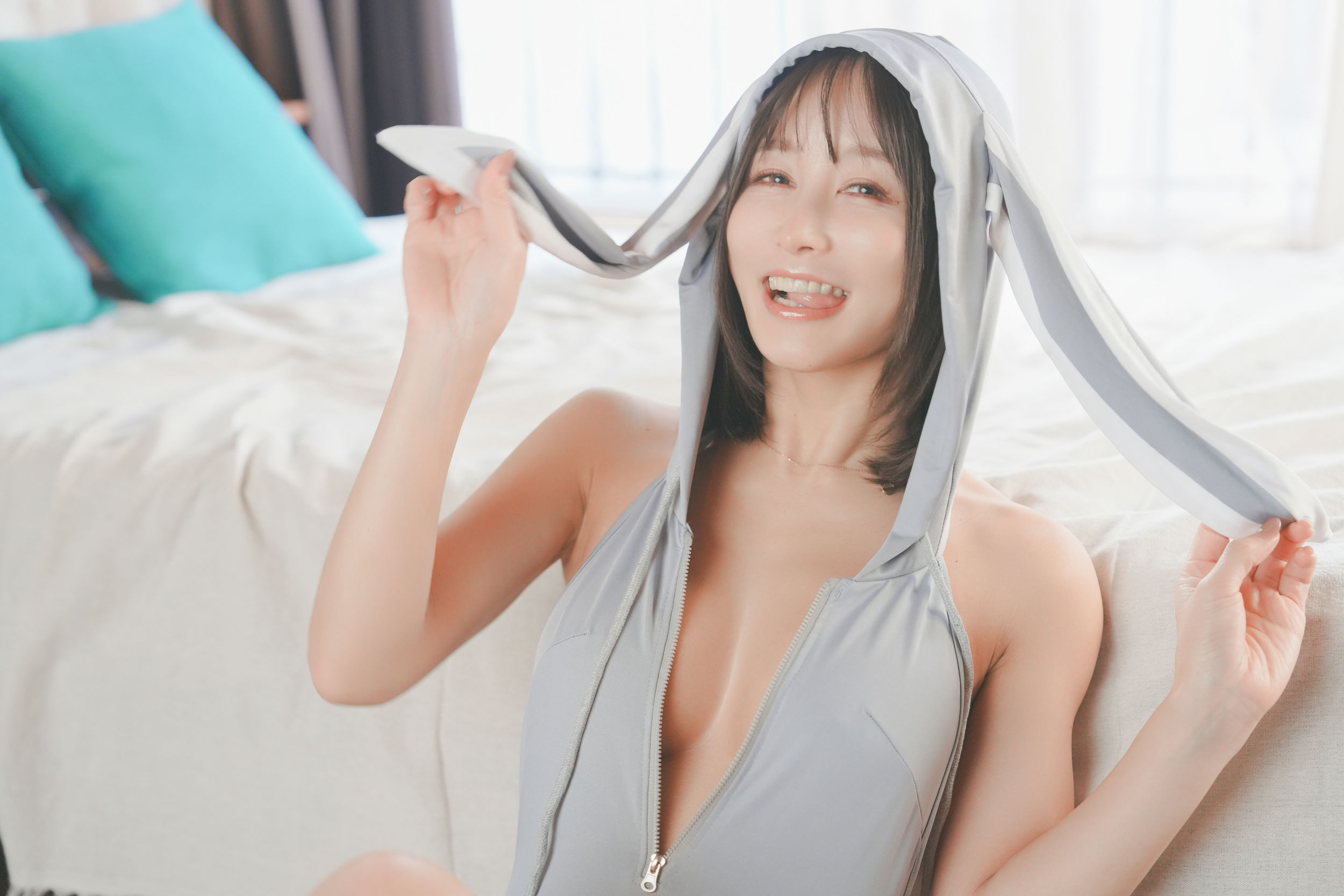 いくみ – (193iKkyu3) [Fantia] 2023年07月 Bunny Hoodie/(21P)