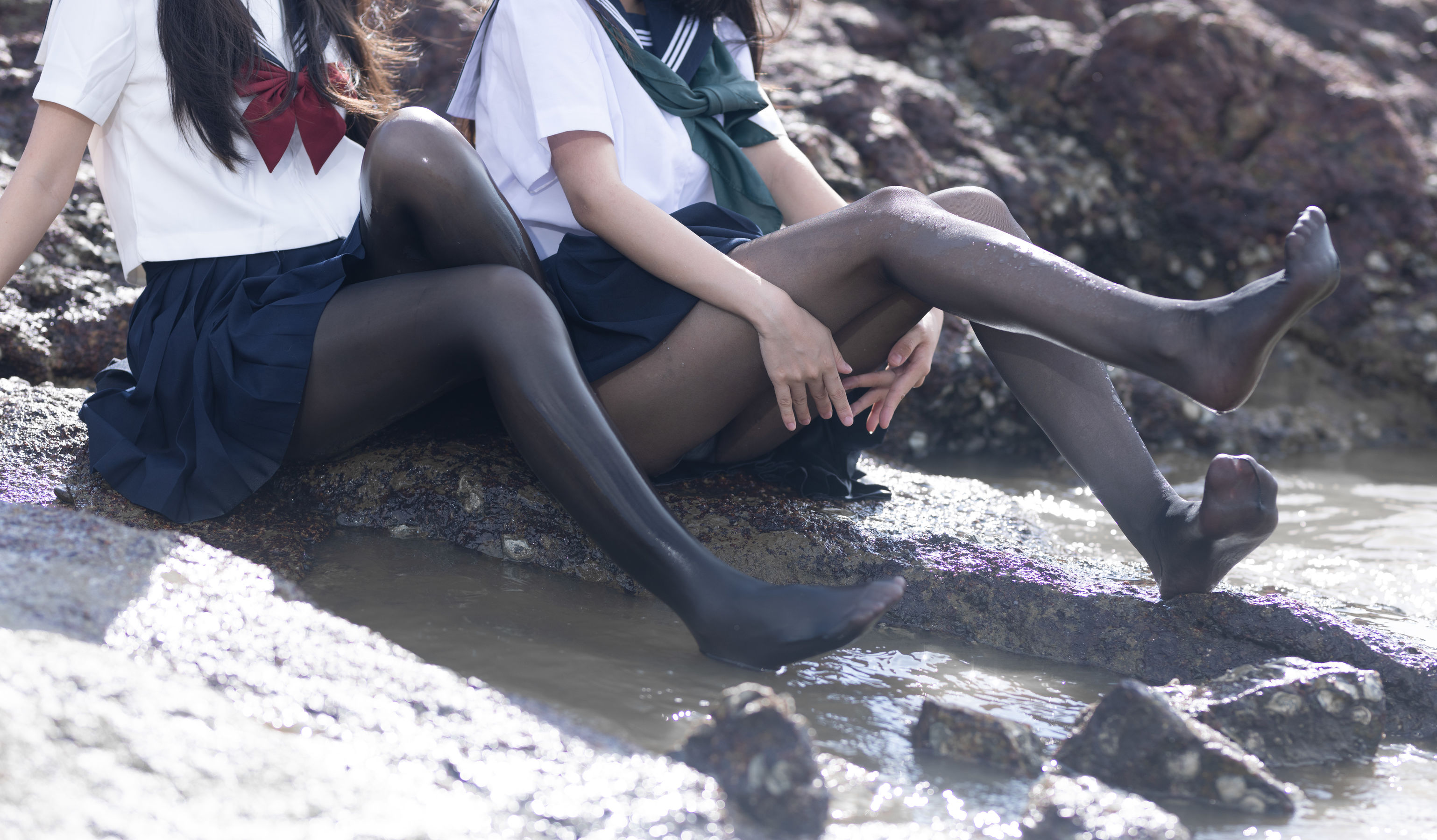 微博人气Coser 不呆猫&三無人型 - 水手服百合黑丝/(51P)