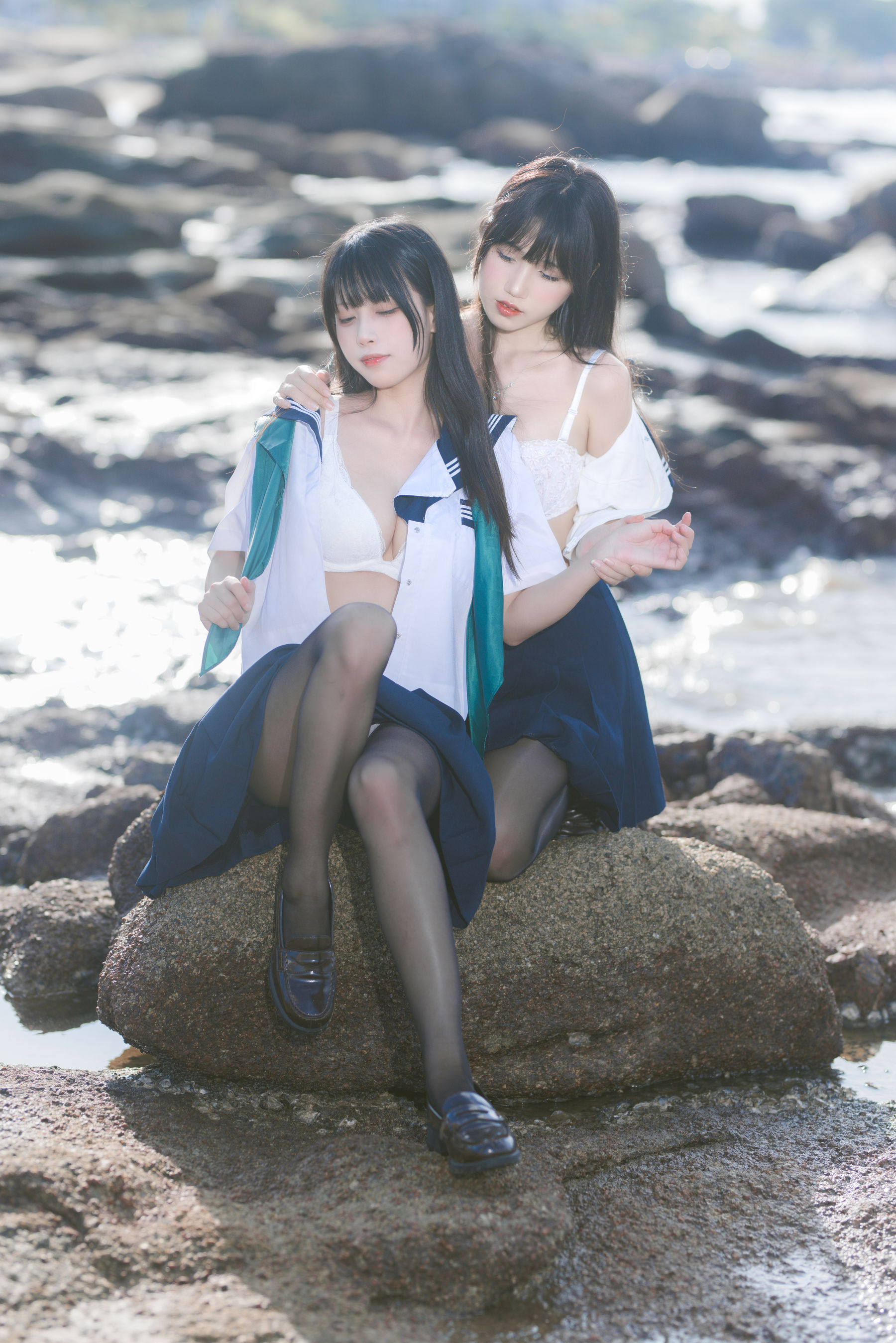 微博人气Coser 不呆猫&三無人型 - 水手服百合黑丝/(51P)