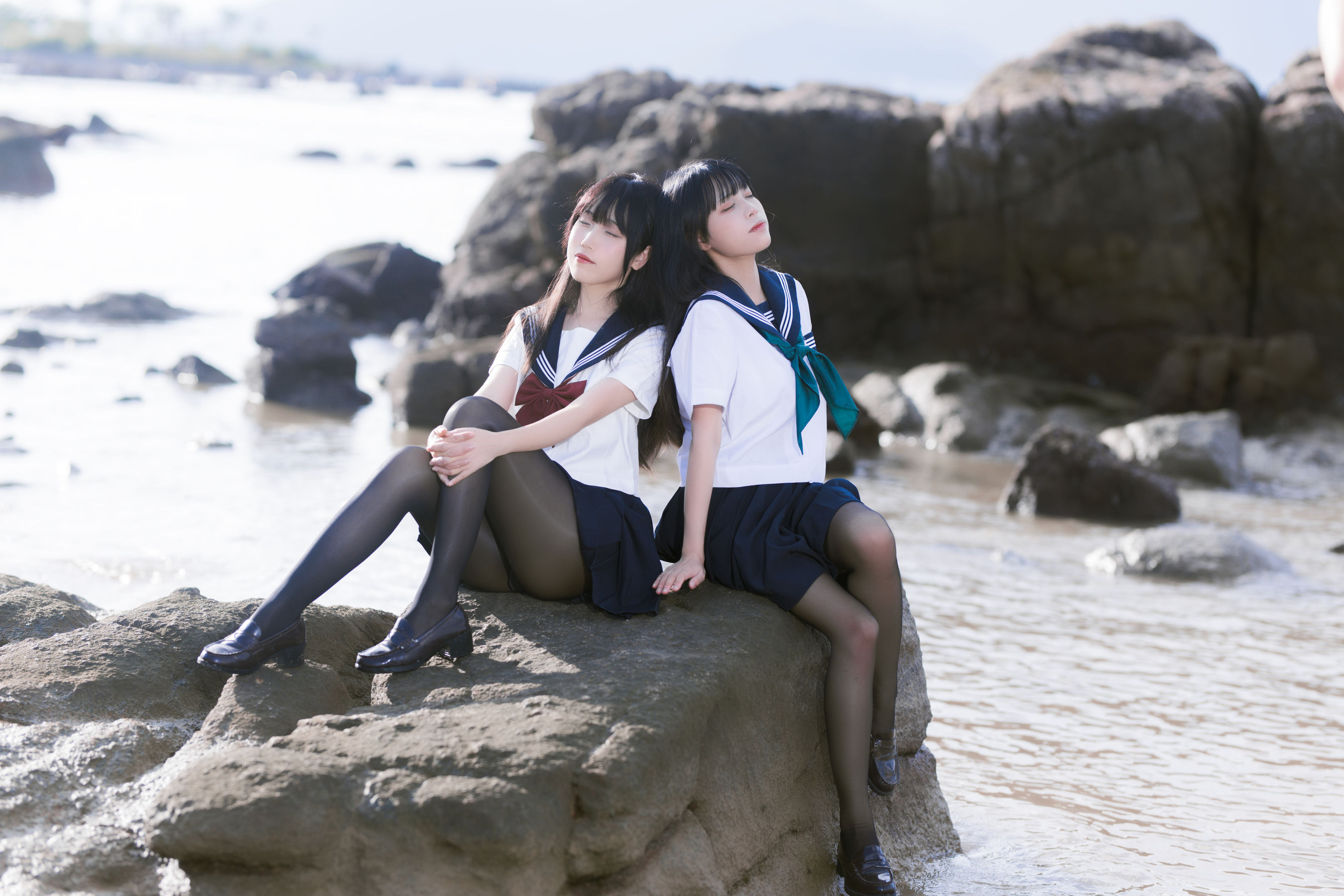 微博人气Coser 不呆猫&三無人型 - 水手服百合黑丝/(51P)