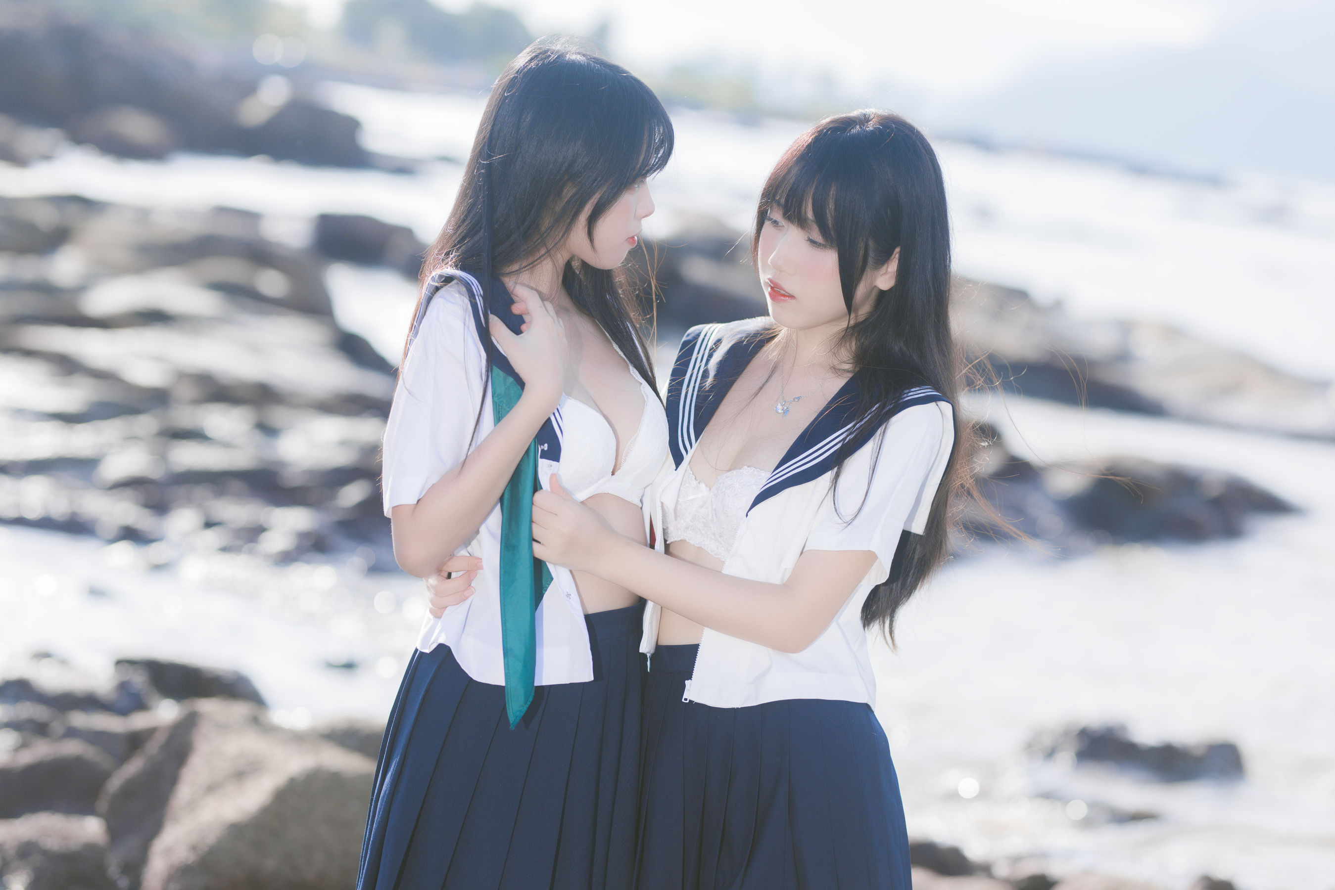 微博人气Coser 不呆猫&三無人型 - 水手服百合黑丝/(51P)