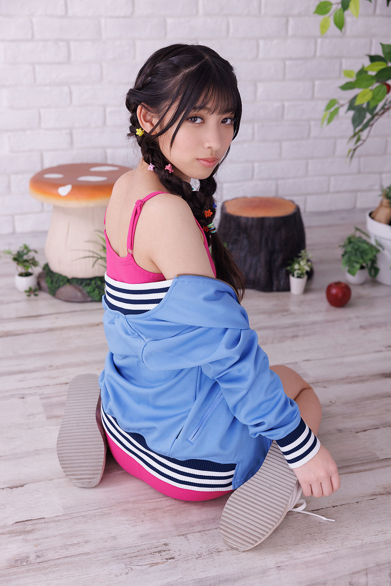 [Minisuka.tv] Akane Nishikawa 西川茜 - Regular Gallery Set 2.03/(32P)