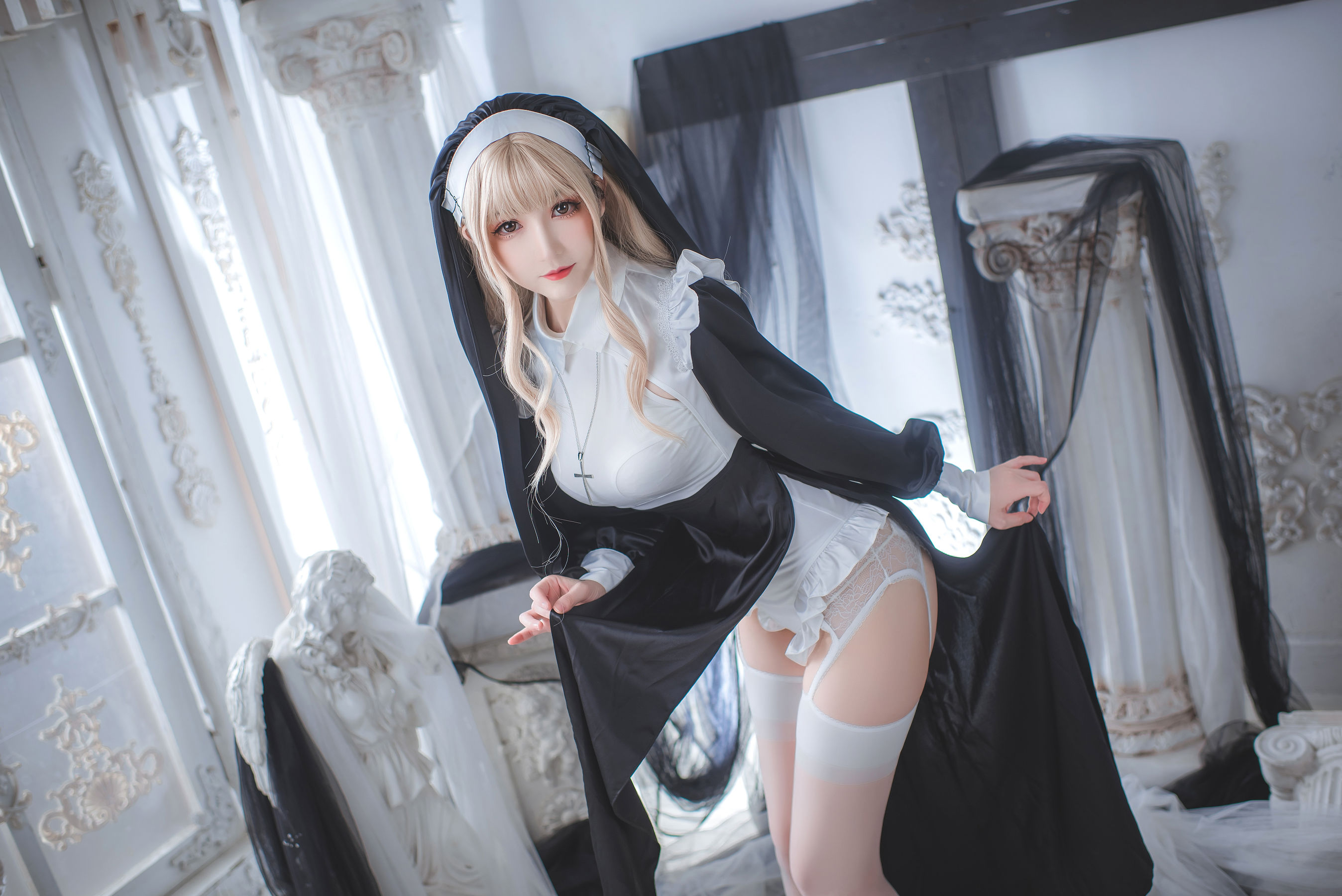 Coser 衣衣 - 修女/(53P)