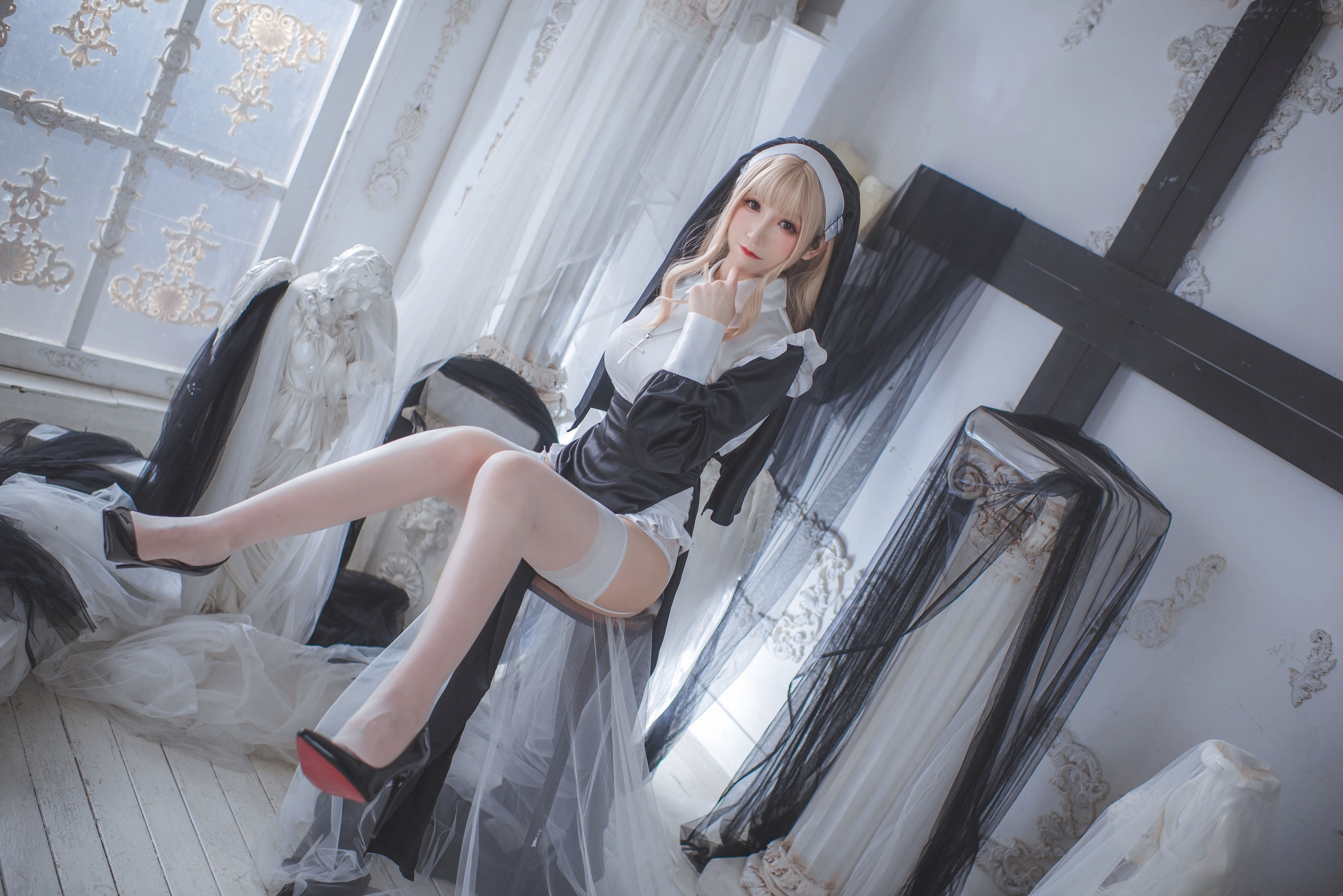 Coser 衣衣 - 修女/(53P)