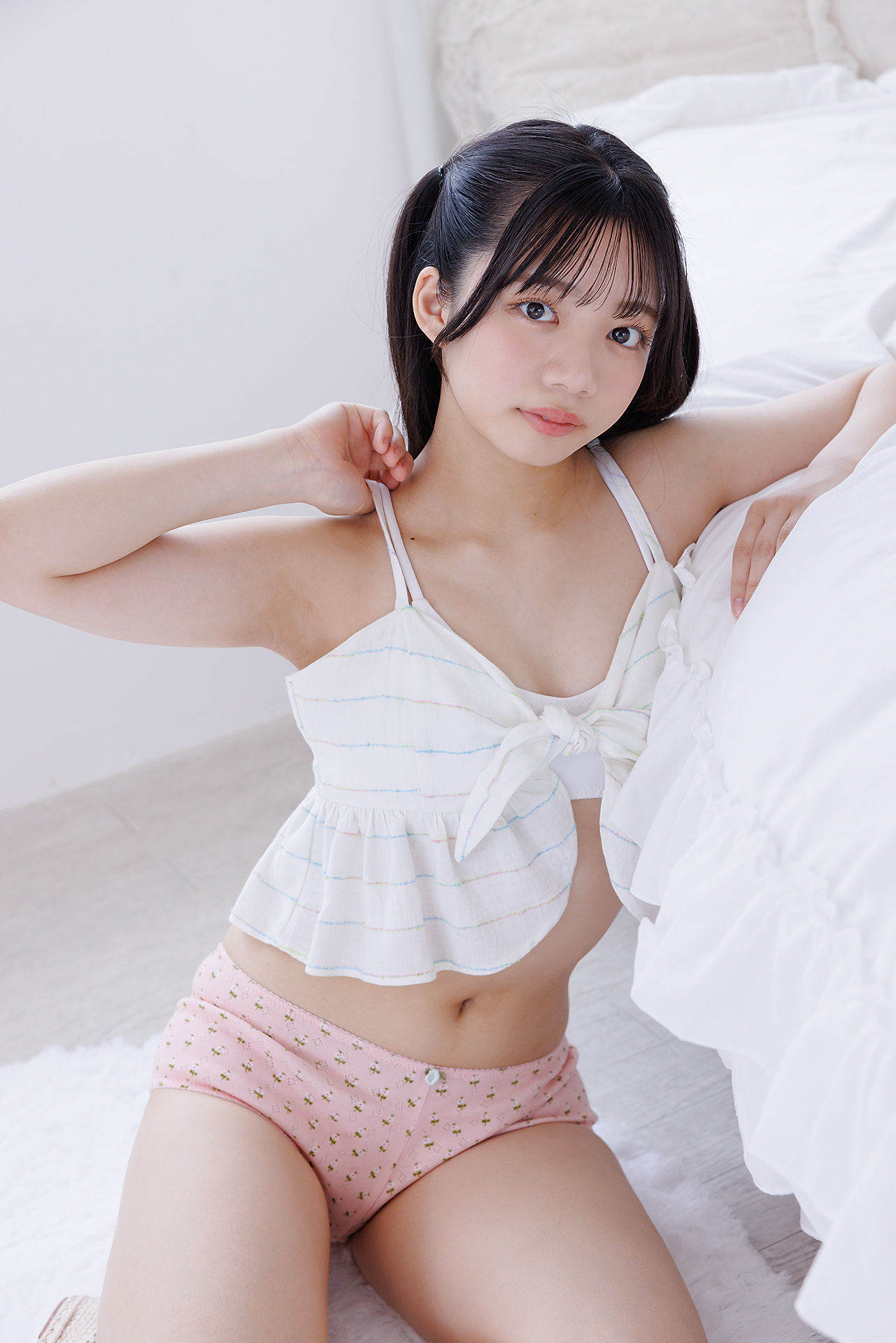 [Minisuka.tv] Hinano Yuki 優木ひなの - Regular Gallery Set 4.03/(50P)