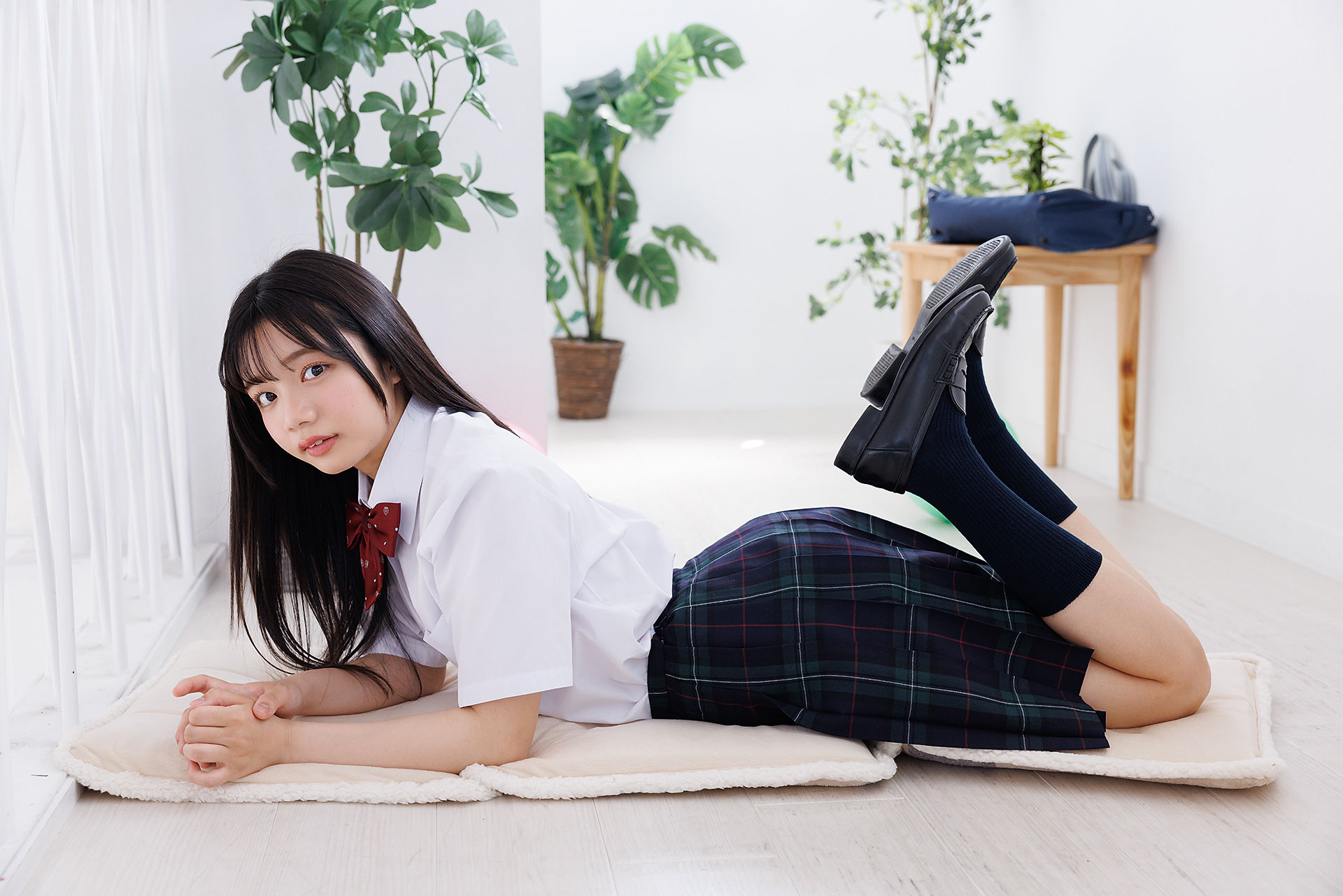 [Minisuka.tv] Hinano Yuki 優木ひなの - Regular Gallery Set 4.01/(43P)