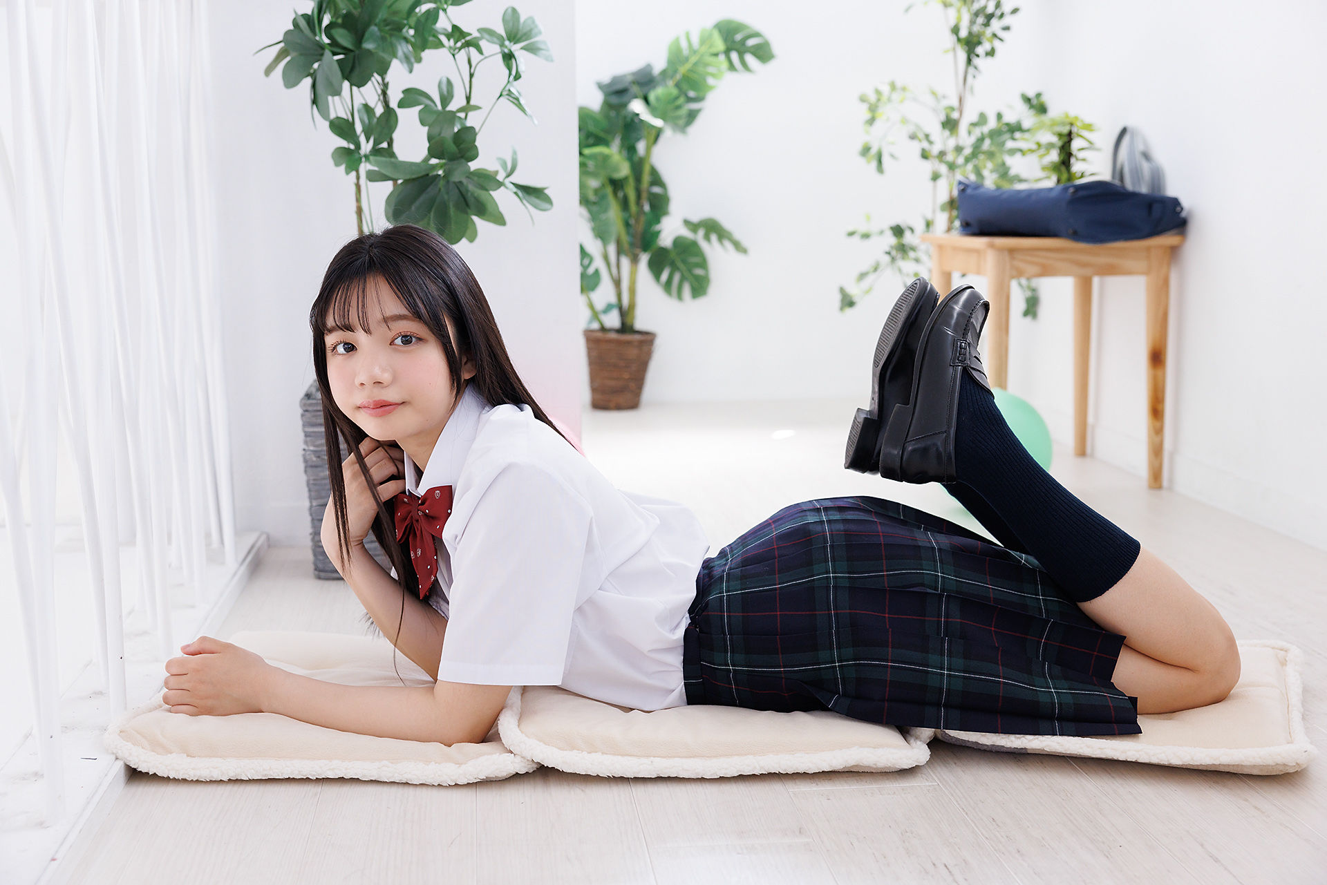 [Minisuka.tv] Hinano Yuki 優木ひなの - Regular Gallery Set 4.01/(43P)