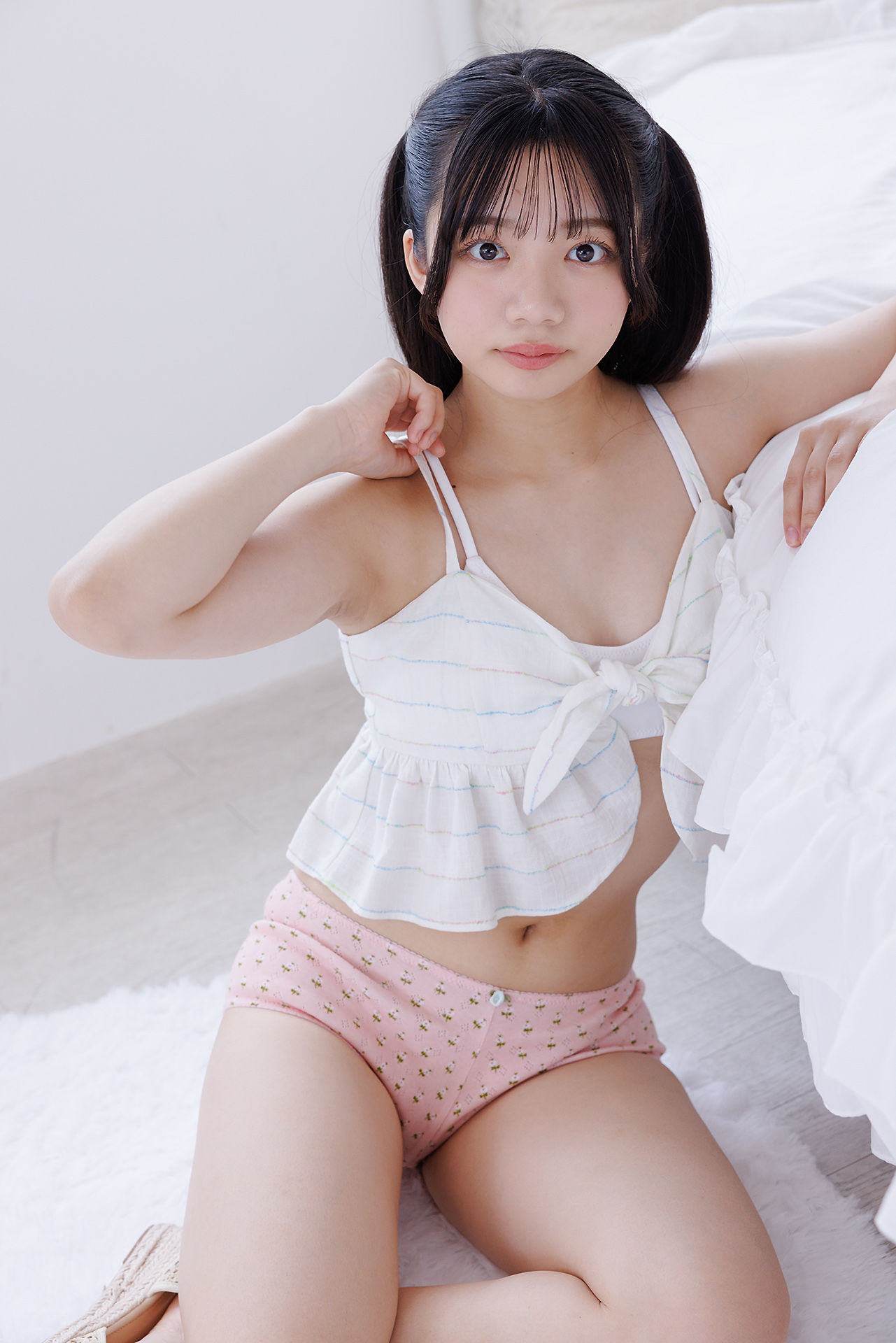 [Minisuka.tv] Hinano Yuki 優木ひなの - Regular Gallery Set 4.03/(50P)