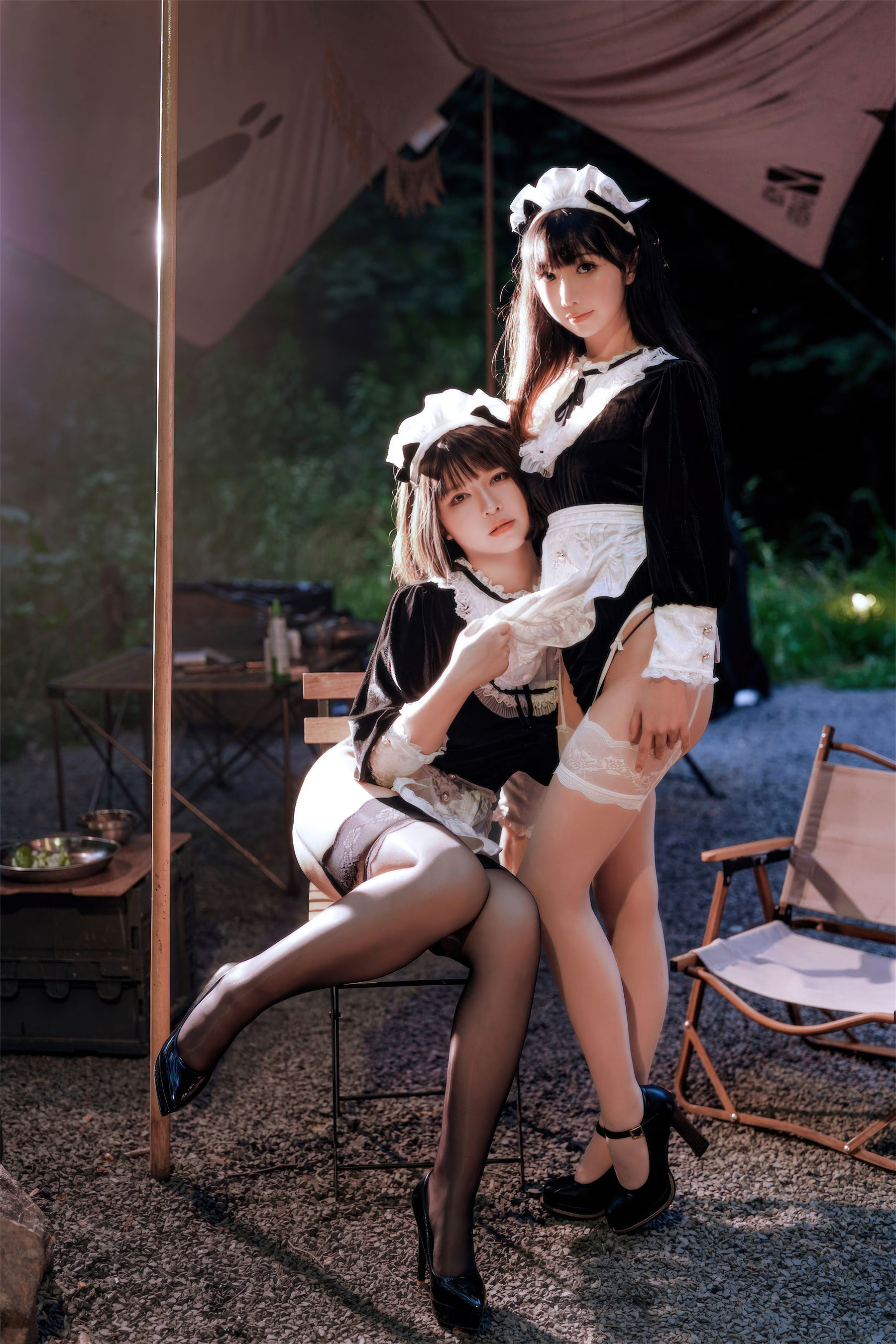 可爱人气Coser  面饼仙儿&半半子 - Maid姉妹/(74P)