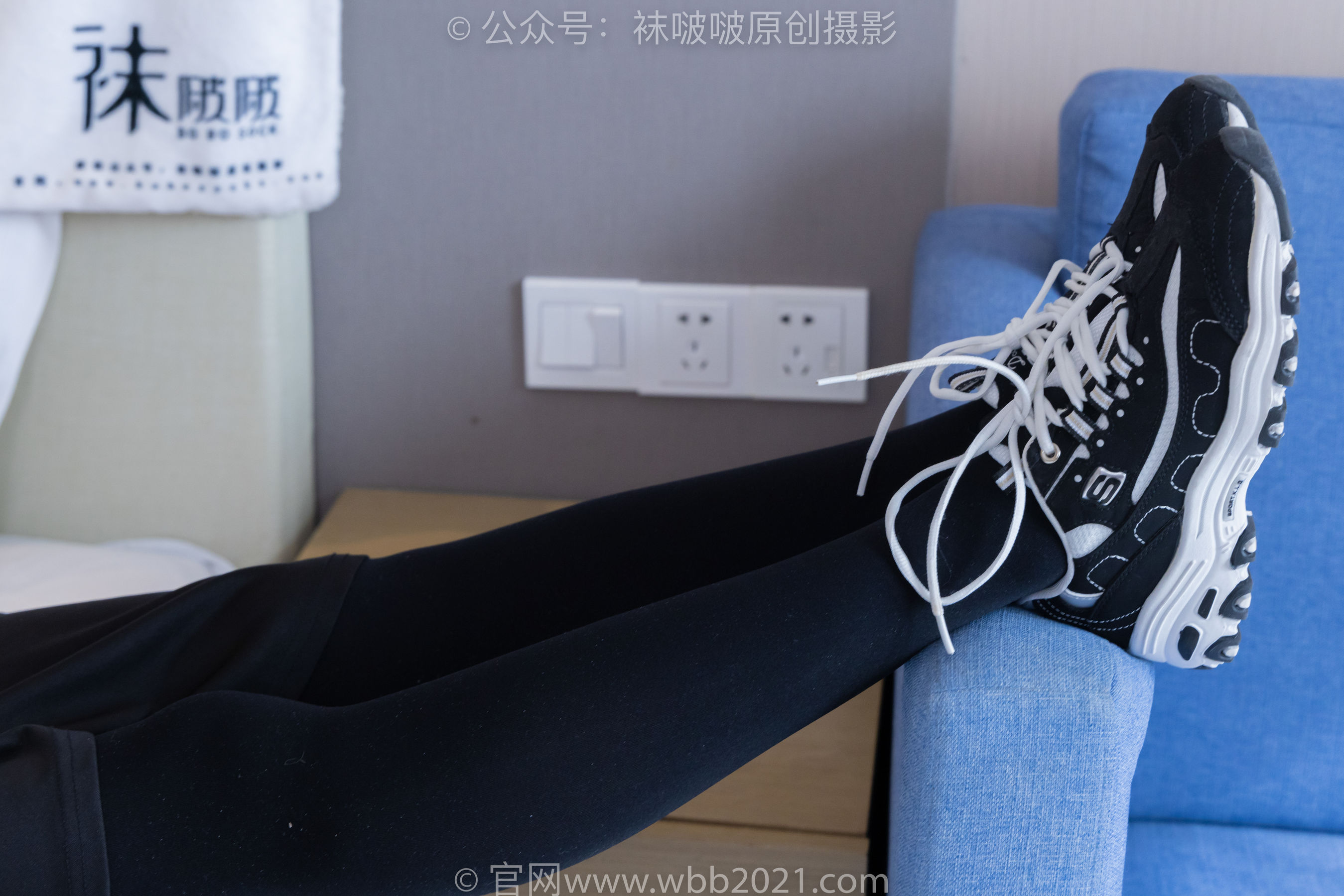 BoBoSocks袜啵啵 No.378 奶油 -短靴、运动鞋、厚黑丝、厚灰丝/(190P)