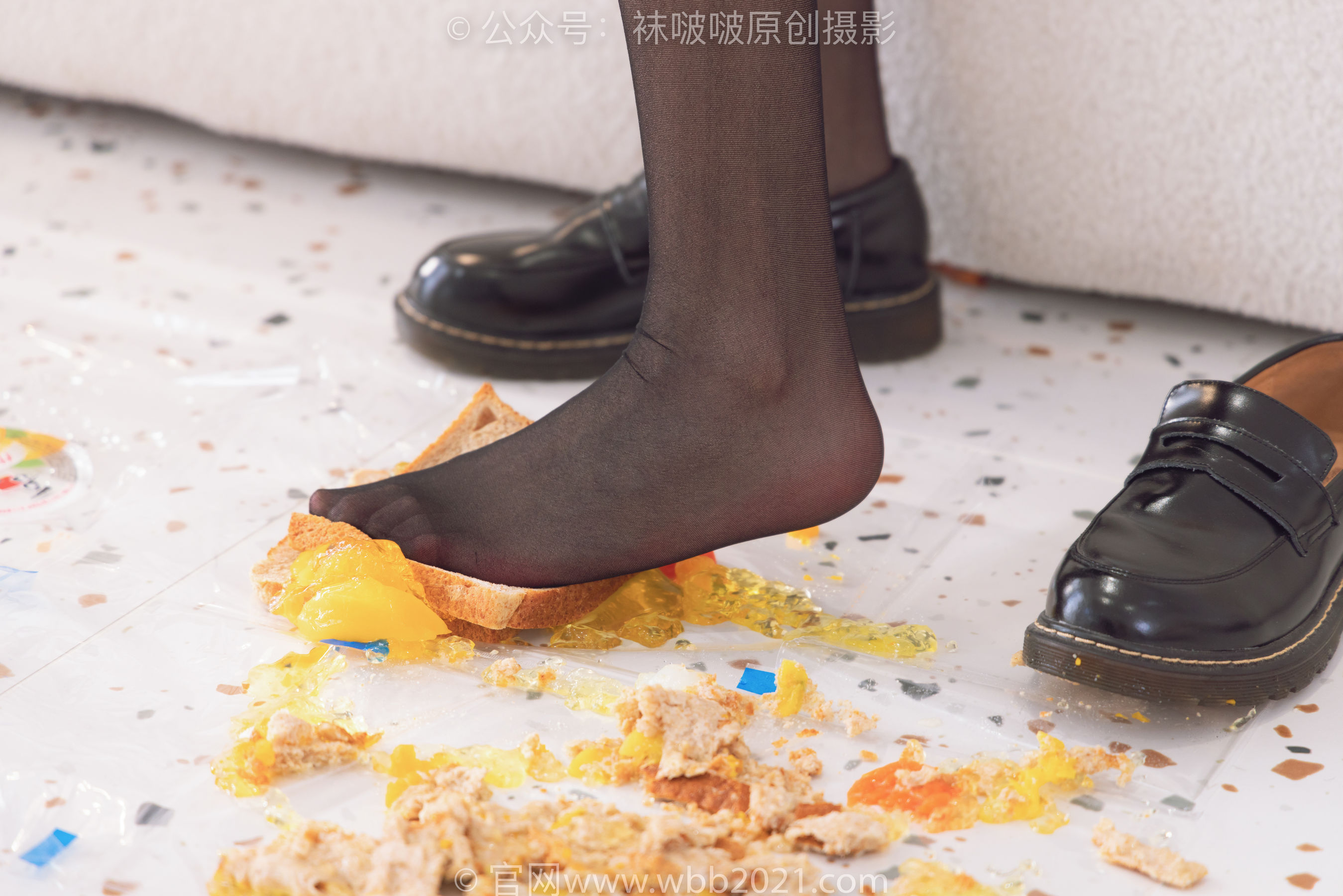 BoBoSocks袜啵啵 No.381 小甜豆 -皮鞋、黑丝大腿袜、裸足/(140P)