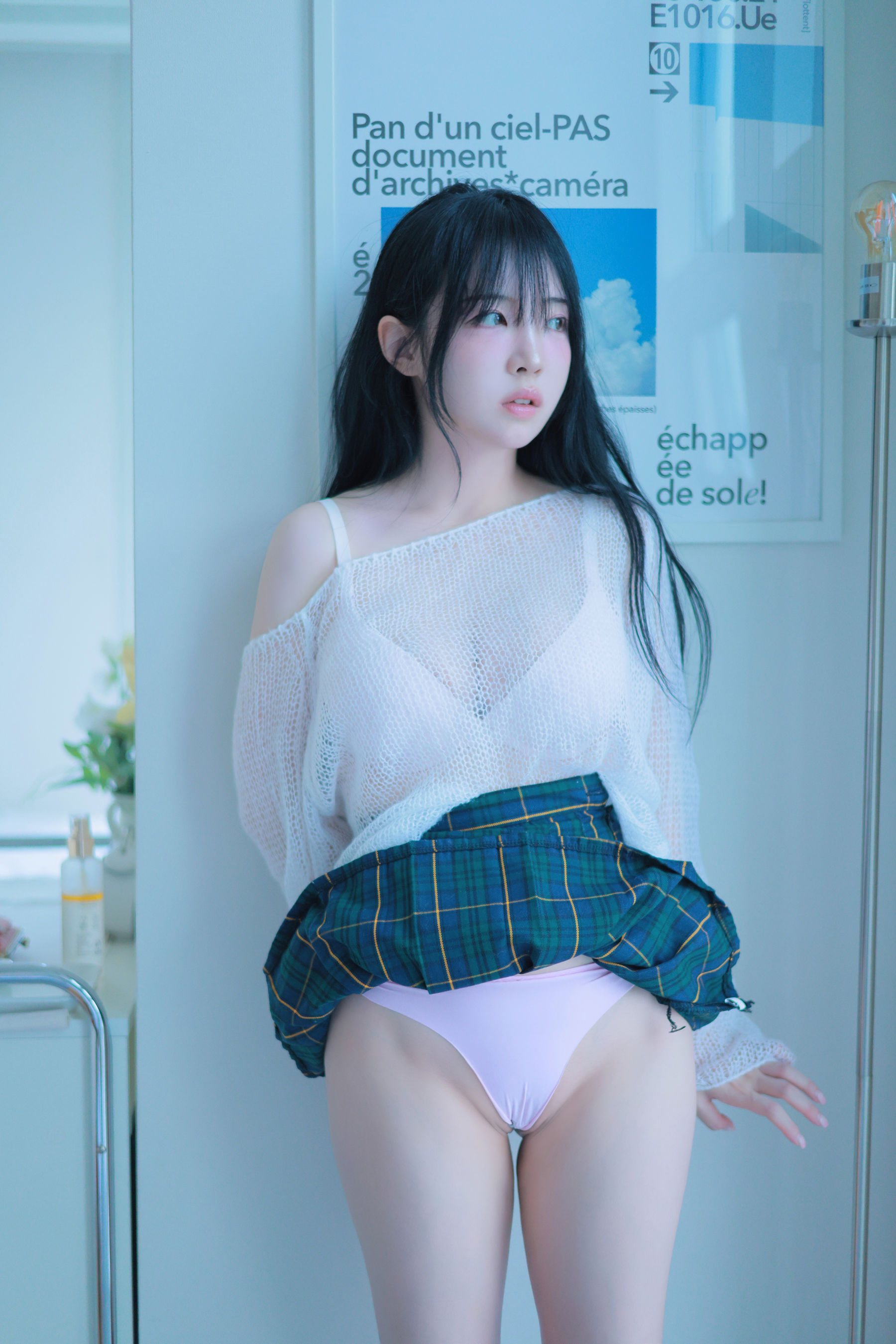 [PATREON] Rina - Extra-short plaid skirt/(61P)