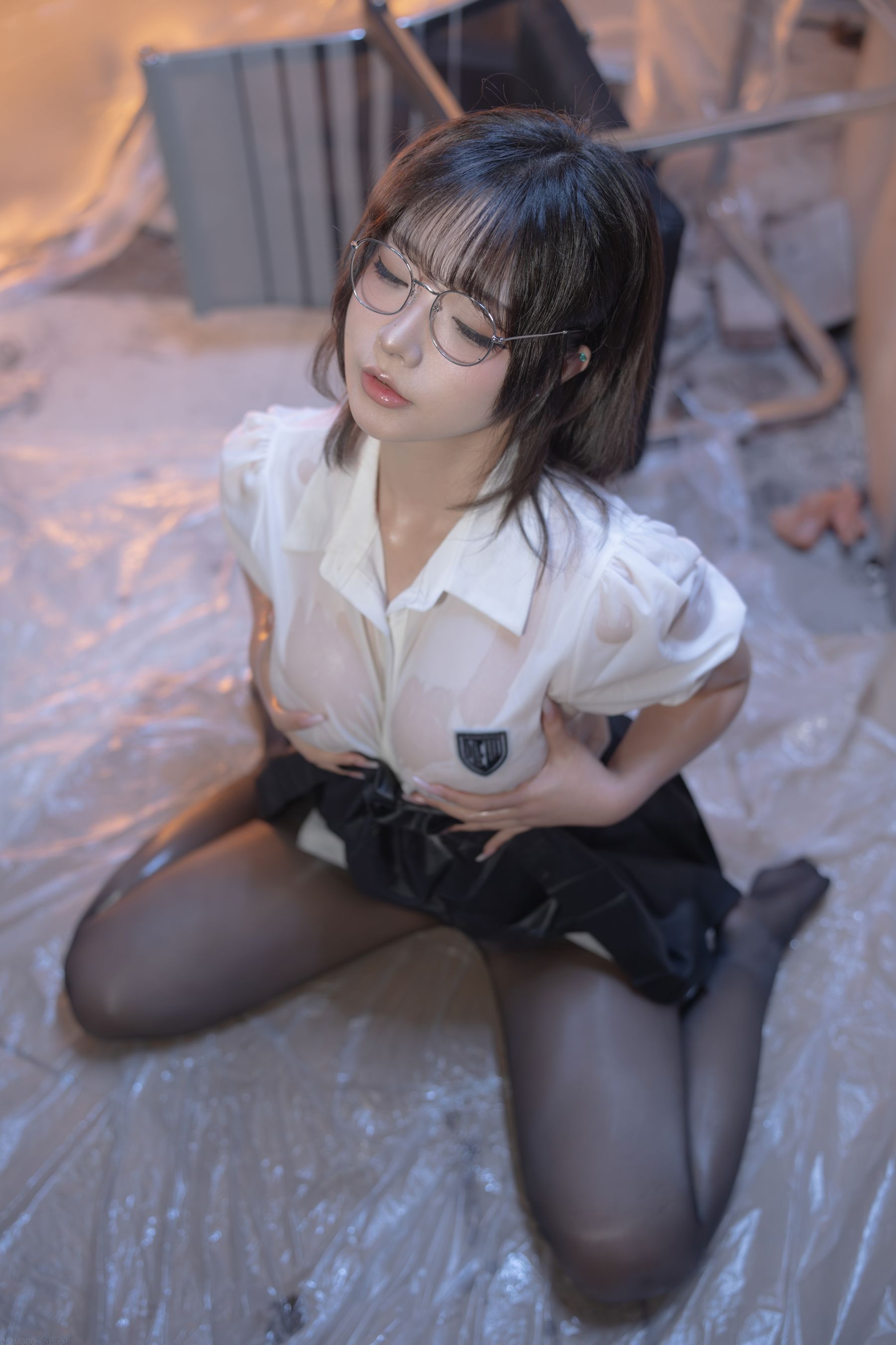 yuuhui玉汇 - 电梯间 尾行/(154P)