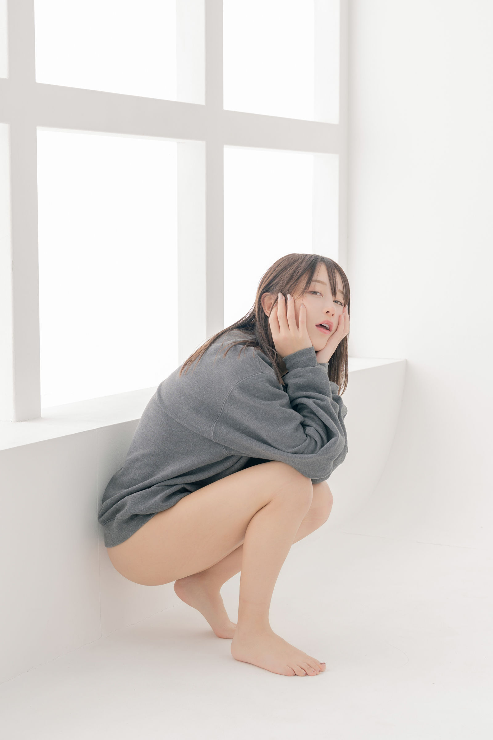 いくみ – (193iKkyu3) [Fantia] [2024.01.31] Sweatshirt×Lingerie/(39P)