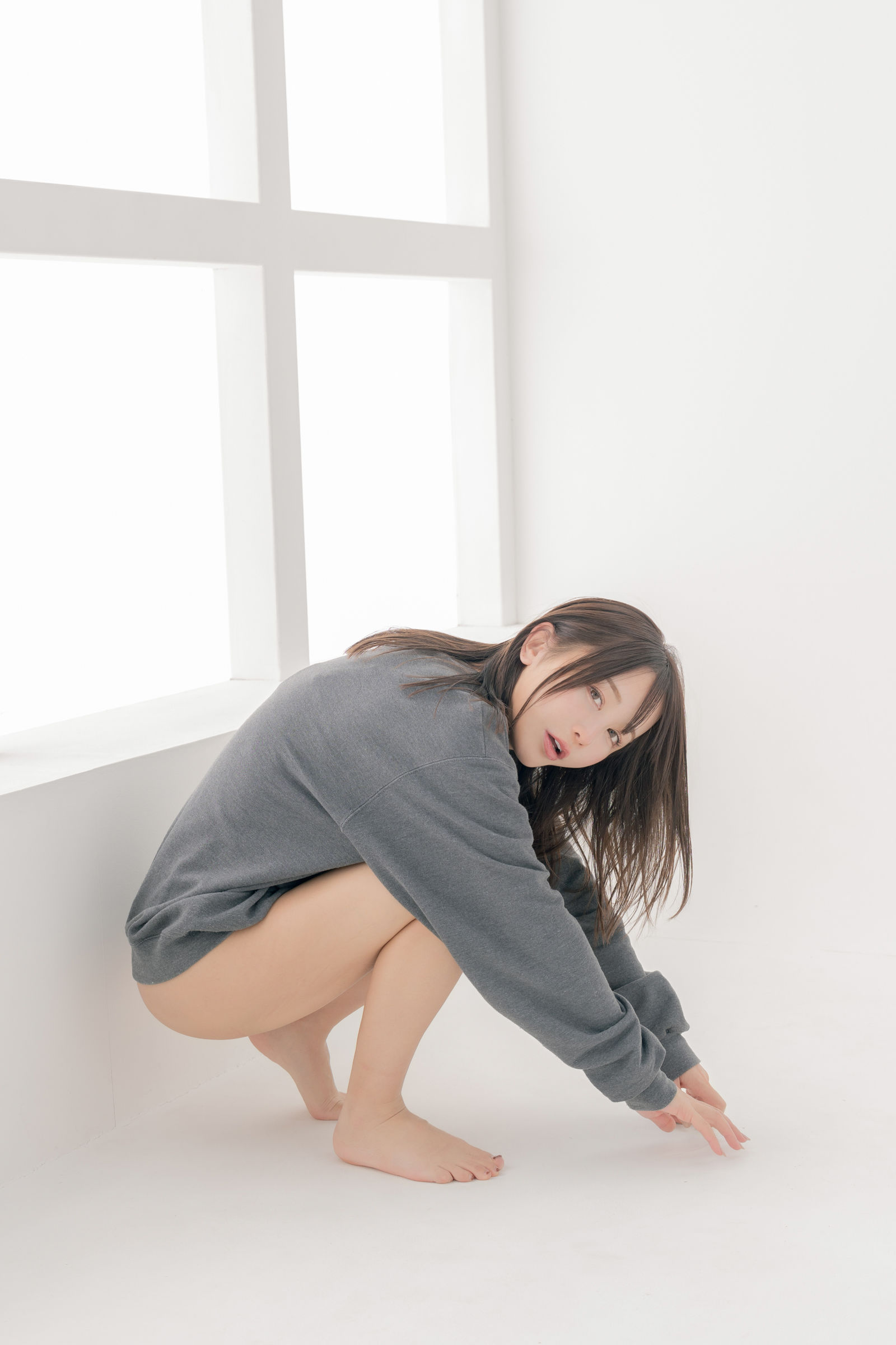 いくみ – (193iKkyu3) [Fantia] [2024.01.31] Sweatshirt×Lingerie/(39P)