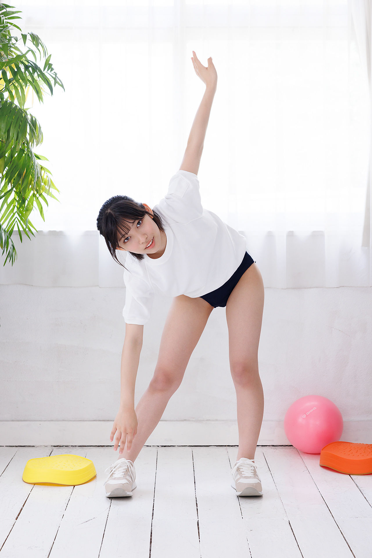 [Minisuka.tv] Akane Nishikawa 西川茜 - Regular Gallery Set 5.02/(33P)