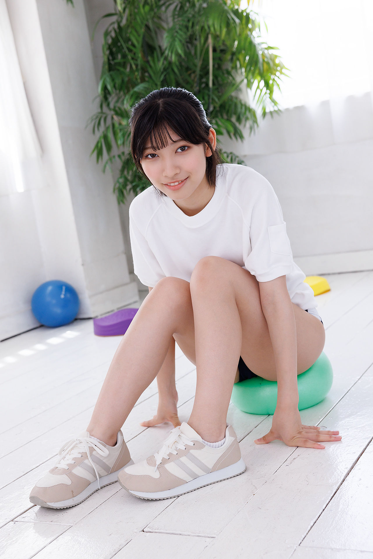 [Minisuka.tv] Akane Nishikawa 西川茜 - Regular Gallery Set 5.02/(33P)