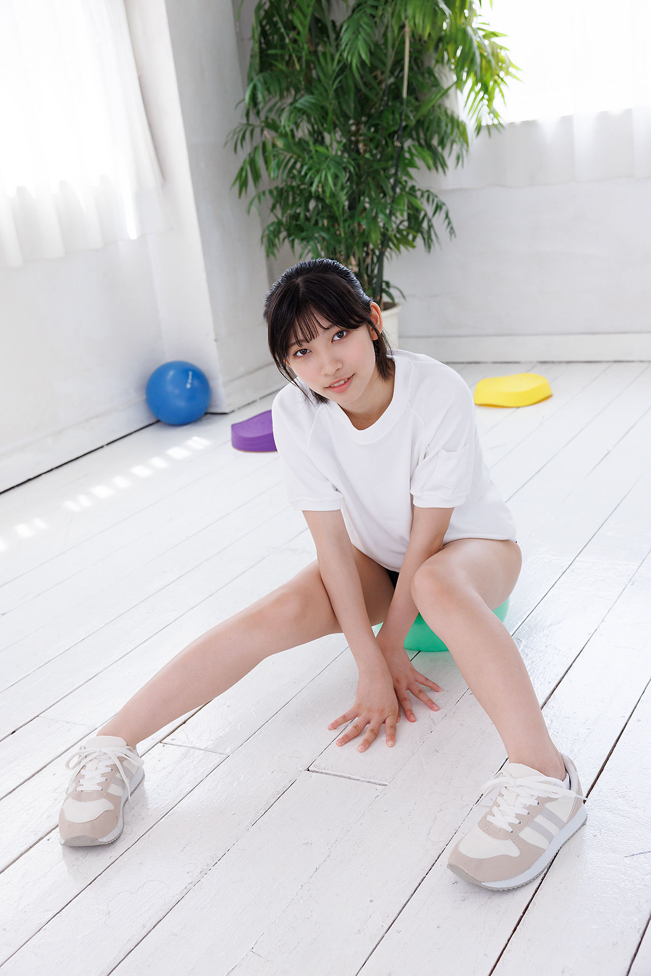 [Minisuka.tv] Akane Nishikawa 西川茜 - Regular Gallery Set 5.02/(33P)