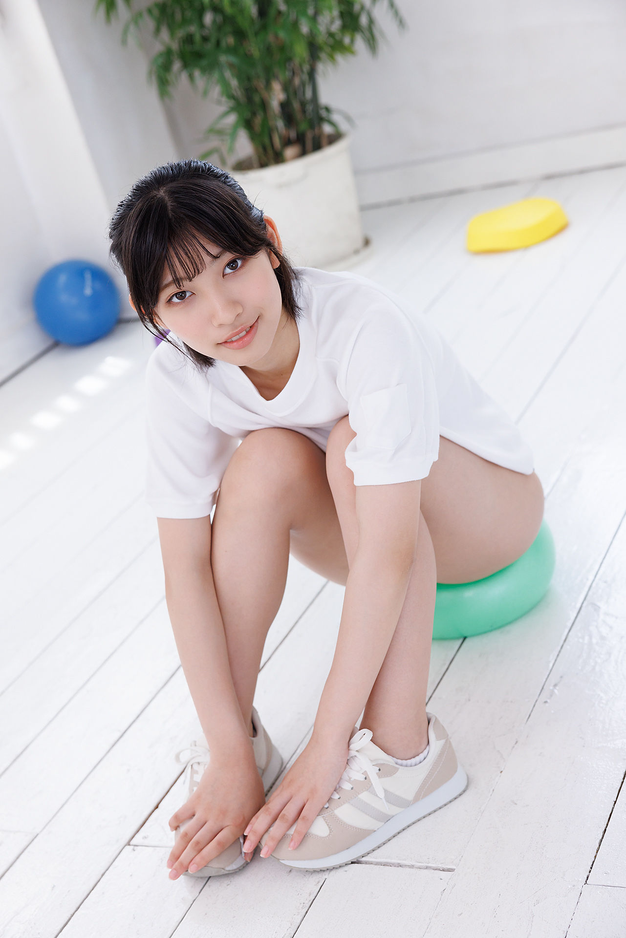 [Minisuka.tv] Akane Nishikawa 西川茜 - Regular Gallery Set 5.02/(33P)