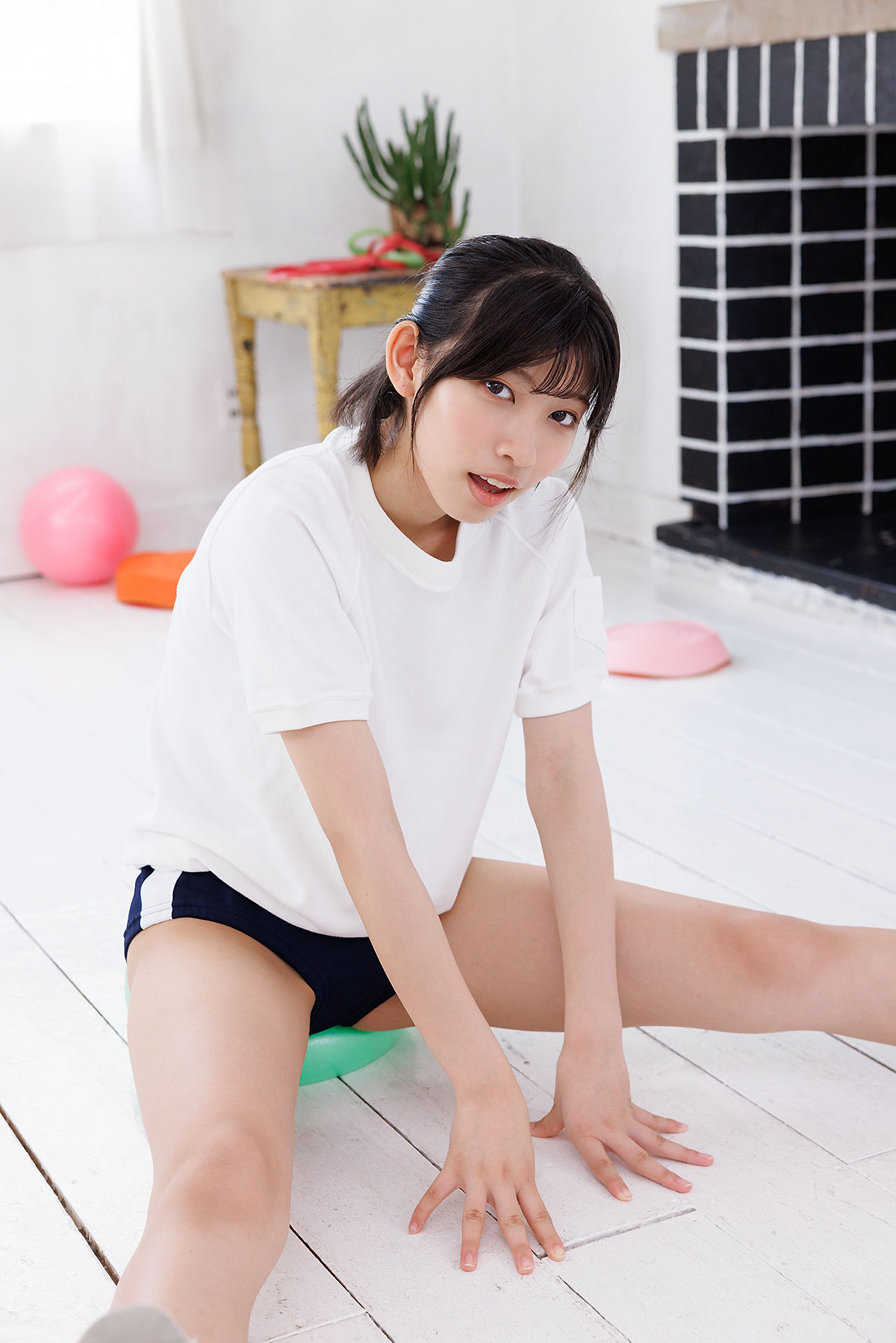 [Minisuka.tv] Akane Nishikawa 西川茜 - Regular Gallery Set 5.02/(33P)