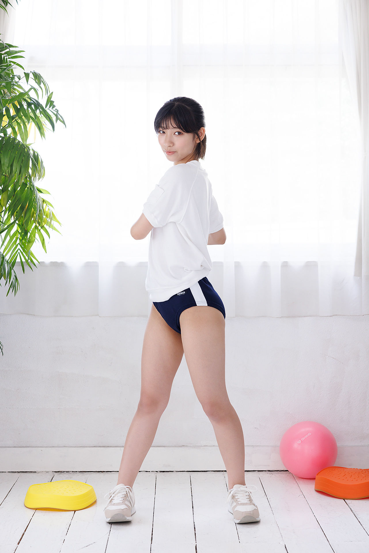 [Minisuka.tv] Akane Nishikawa 西川茜 - Regular Gallery Set 5.02/(33P)