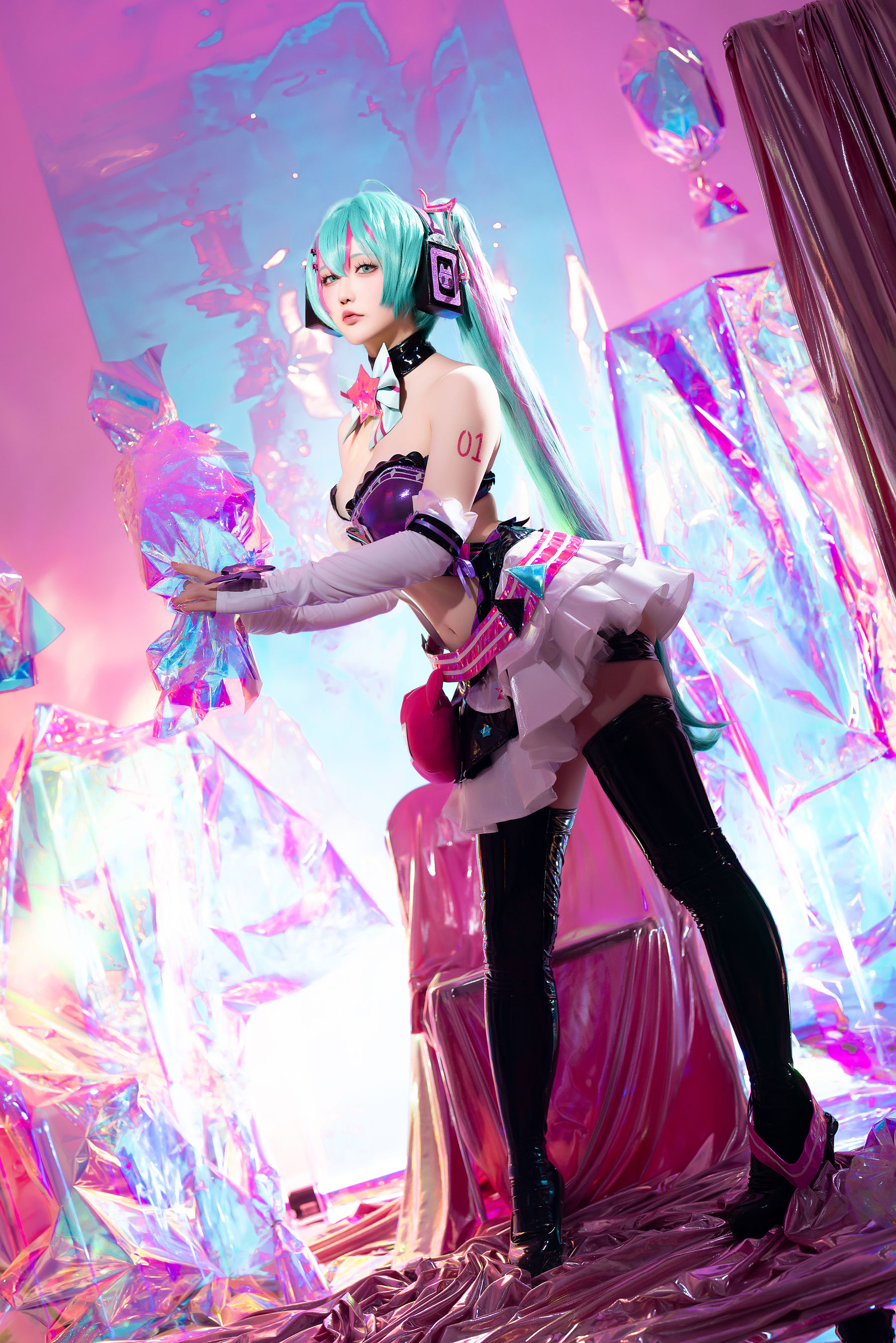 Coser小姐姐 星之迟迟 - Miku初音未来 喵斯快跑/(57P)