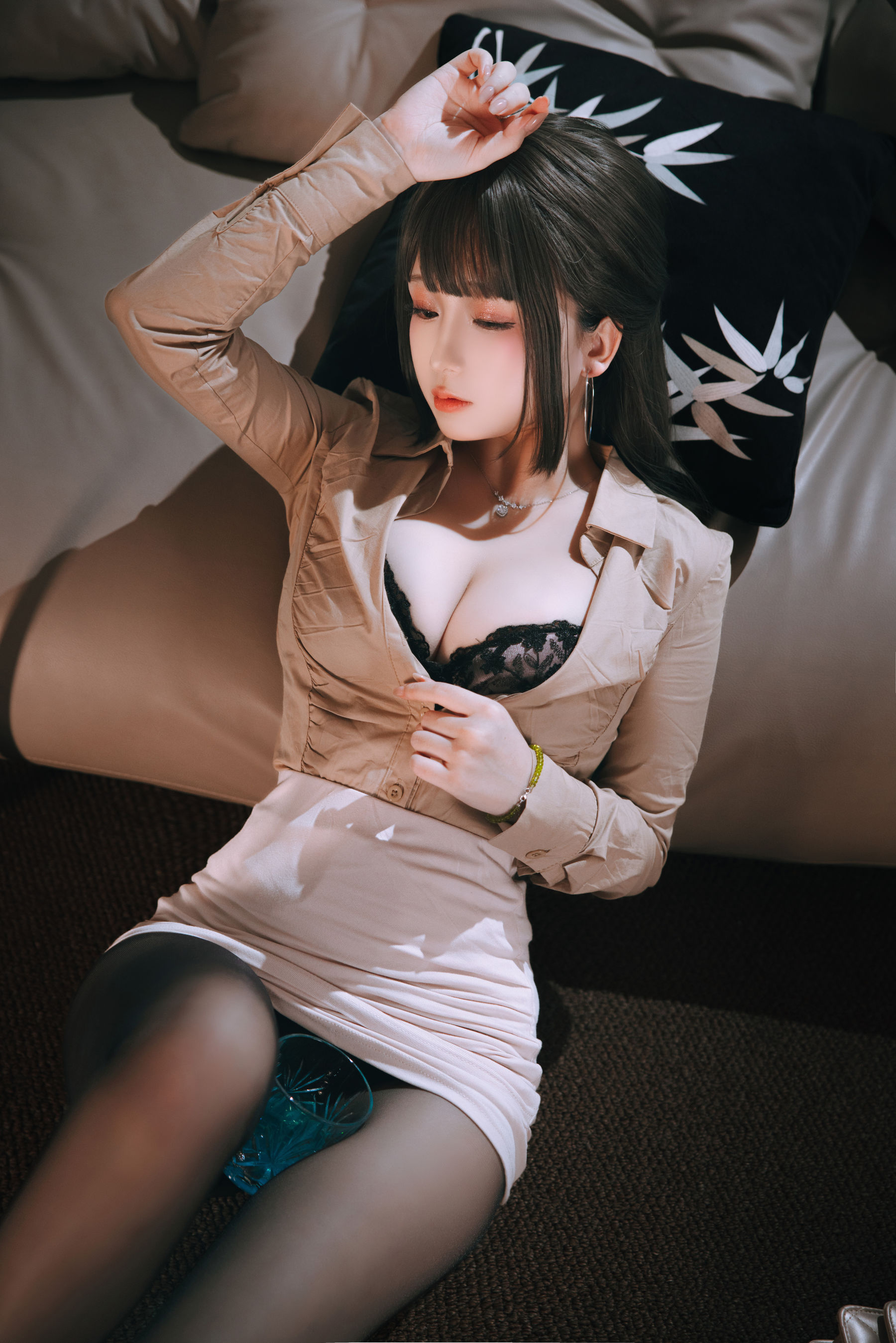 Cosplay 日奈娇 - 醉酒的同事/(152P)