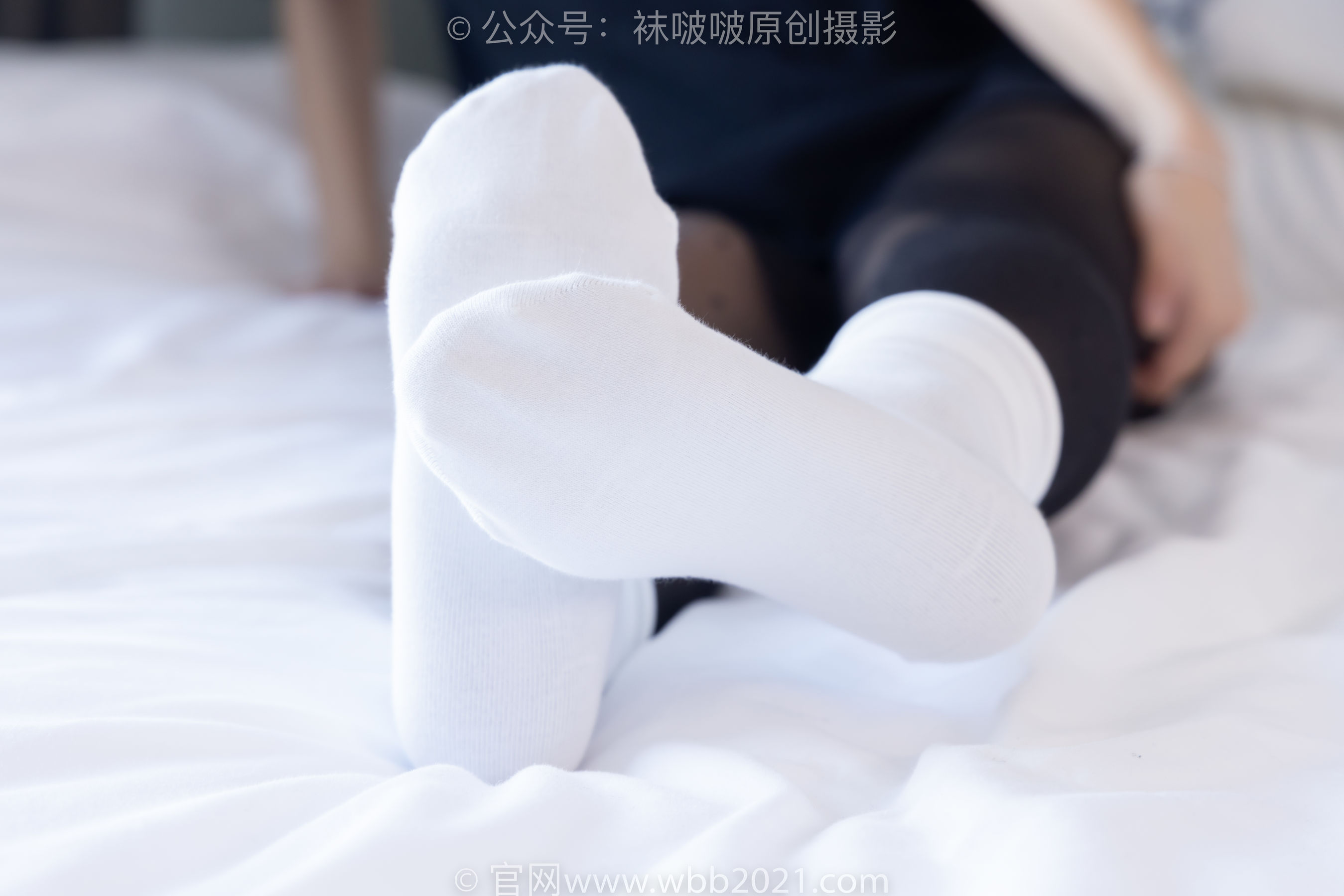 BoBoSocks袜啵啵 No.418 甜甜圈 - 板鞋、白棉袜、波点黑丝/(145P)