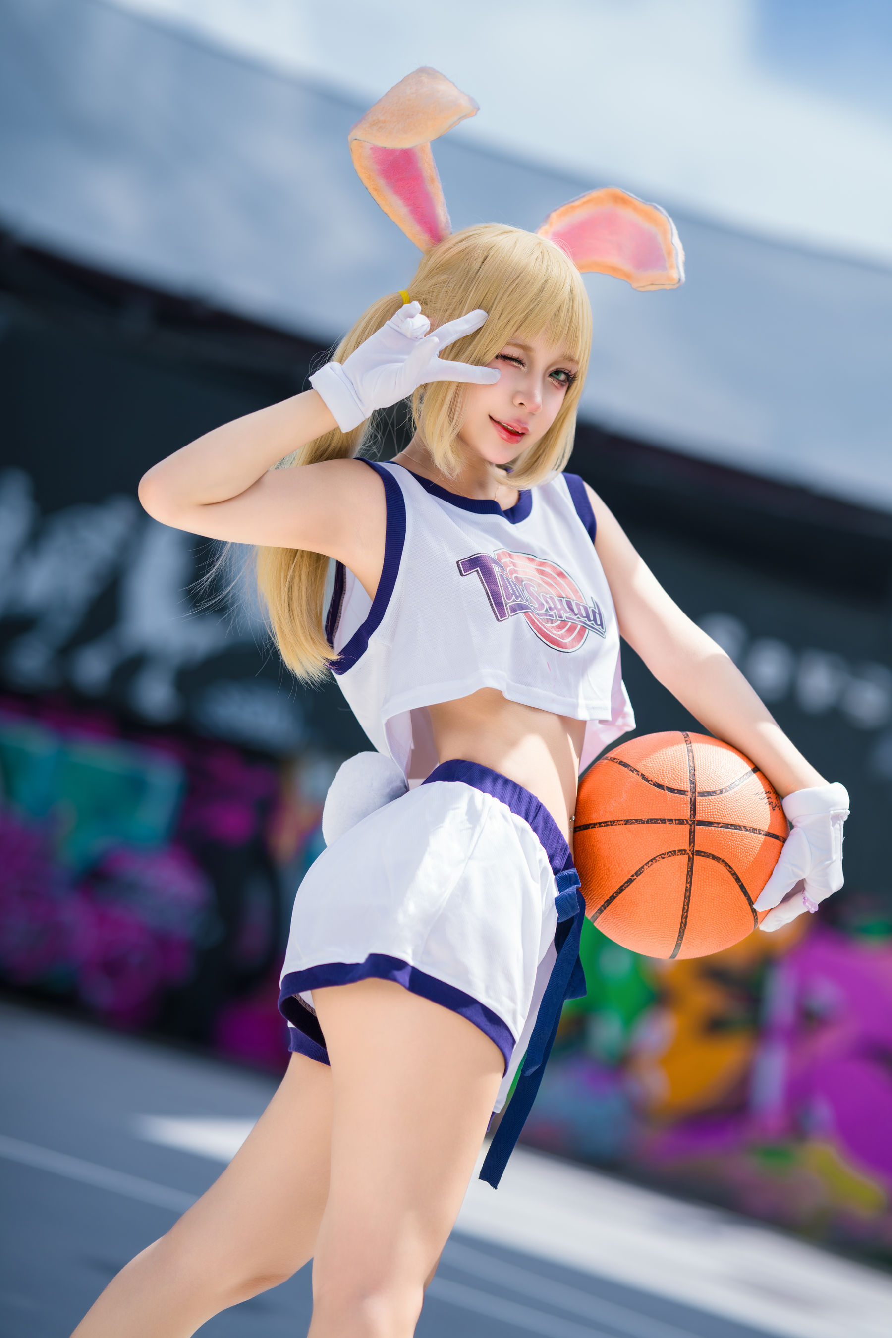 Umeko J - Lola Bunny/(53P)