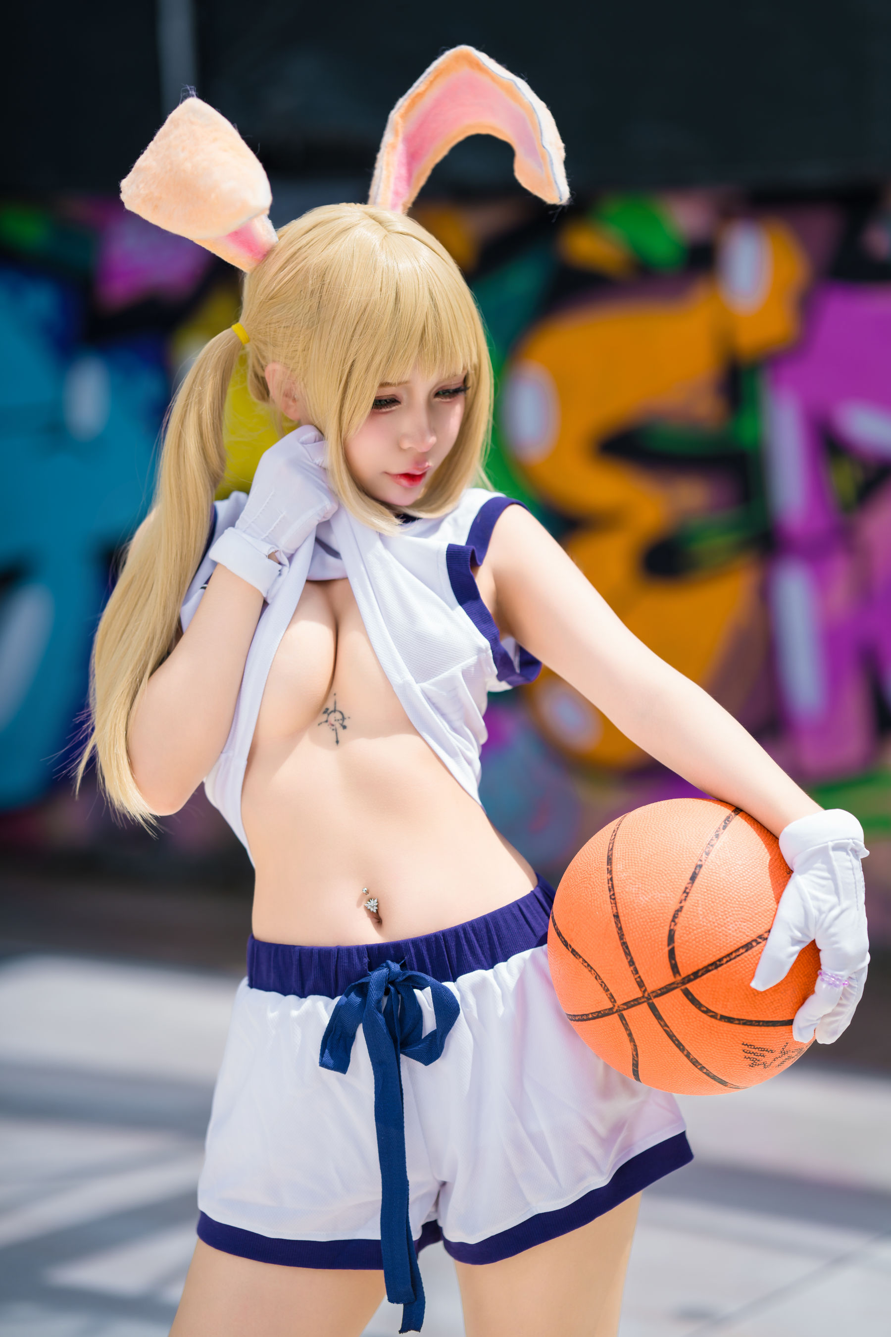 Umeko J - Lola Bunny/(53P)