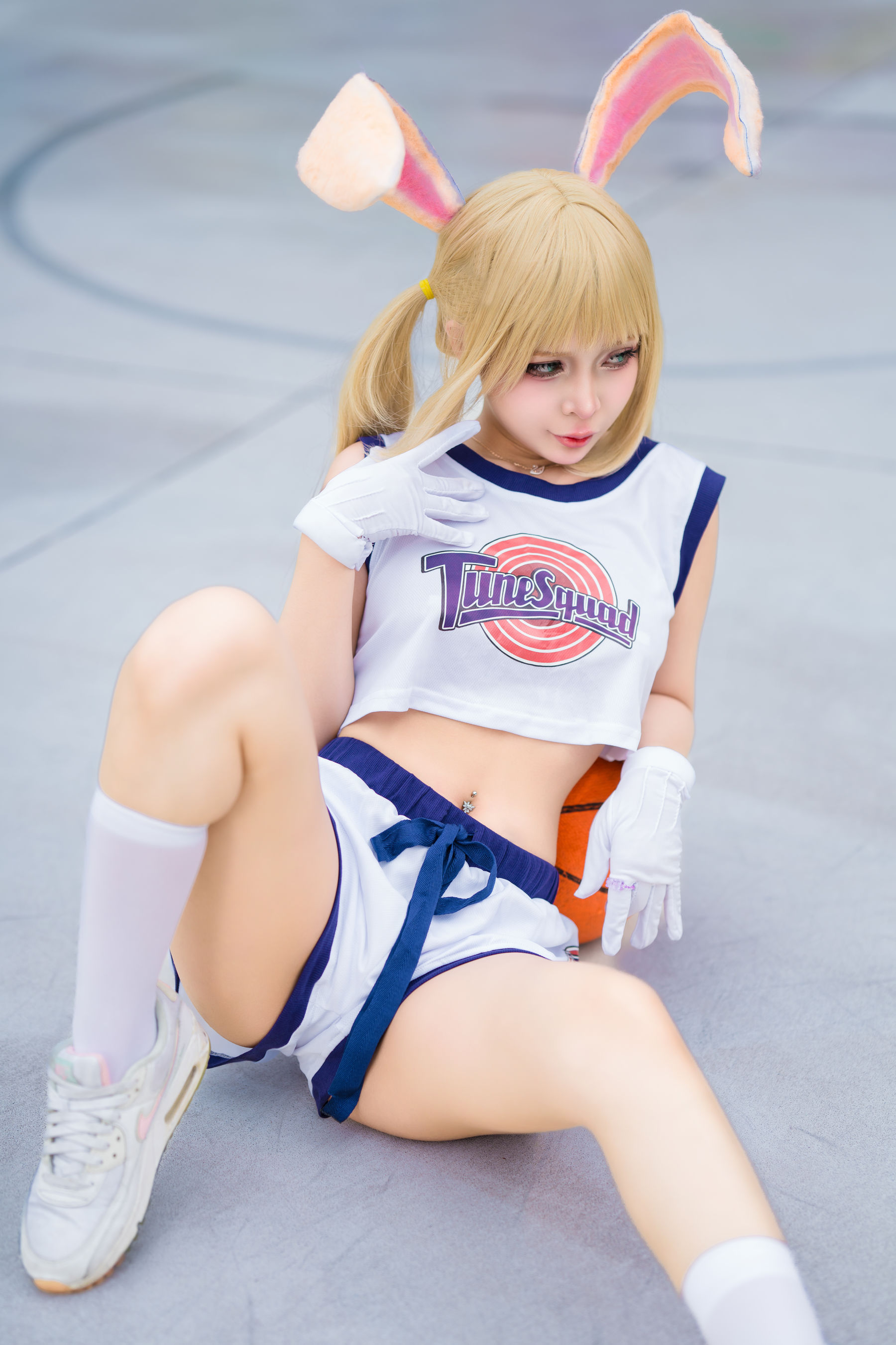 Umeko J - Lola Bunny/(53P)