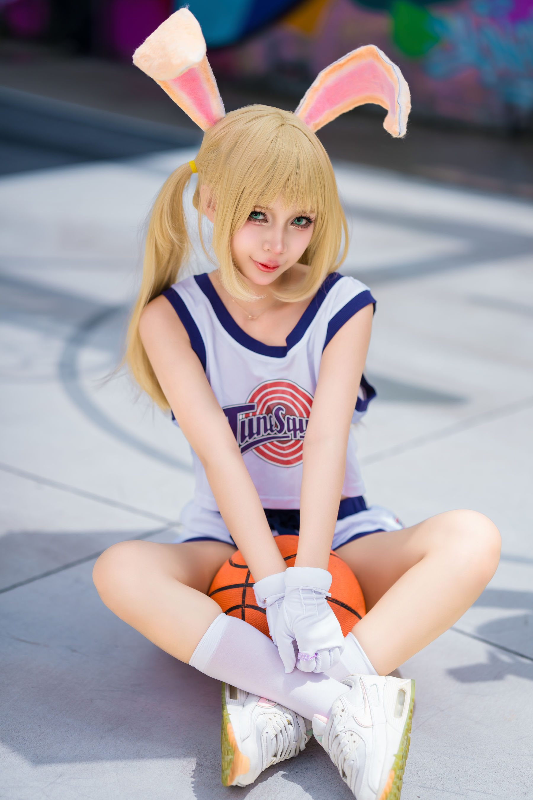 Umeko J - Lola Bunny/(53P)