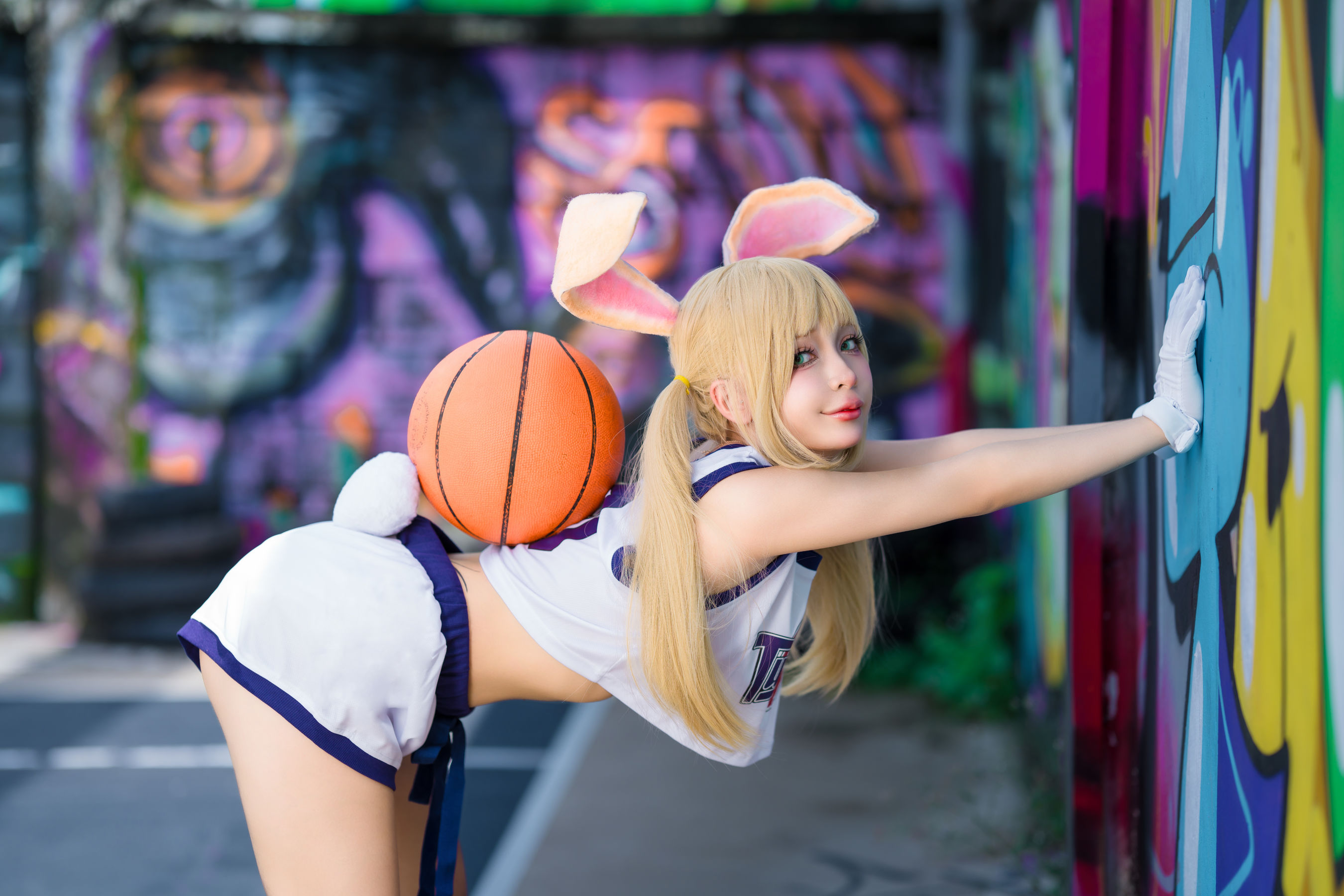 Umeko J - Lola Bunny/(53P)