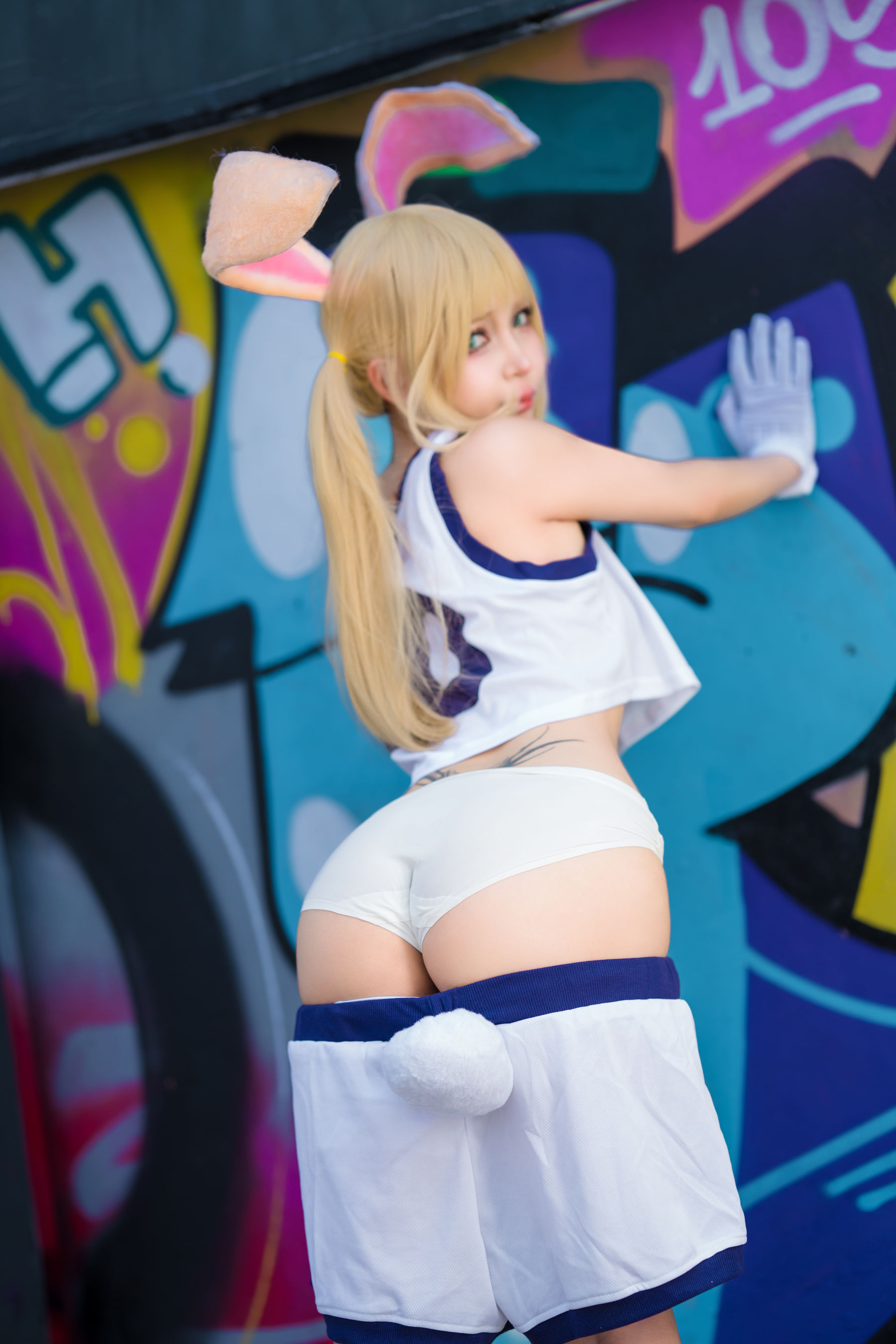 Umeko J - Lola Bunny/(53P)